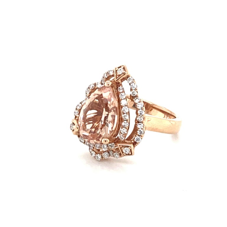 Rose Gold Pear Shaped Natural 2.79 Ct Cocktail Ring For Sale