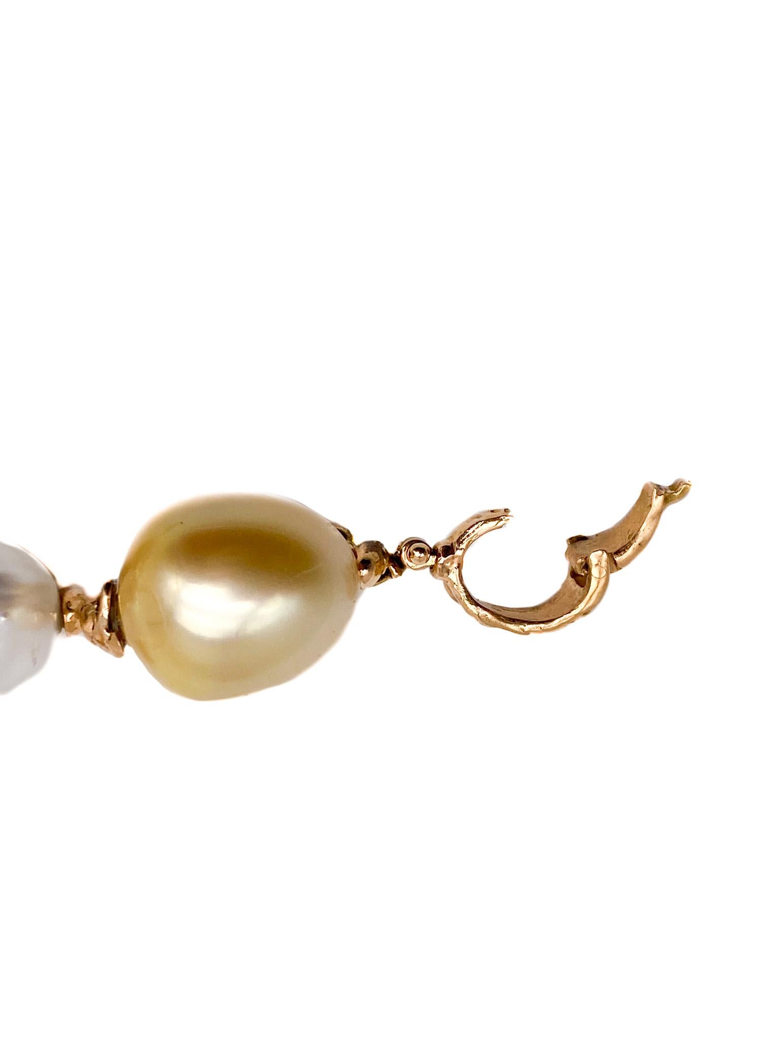 Rose Gold Pendant with Australian Pearls and Freshwater Pearls (Zeitgenössisch) im Angebot