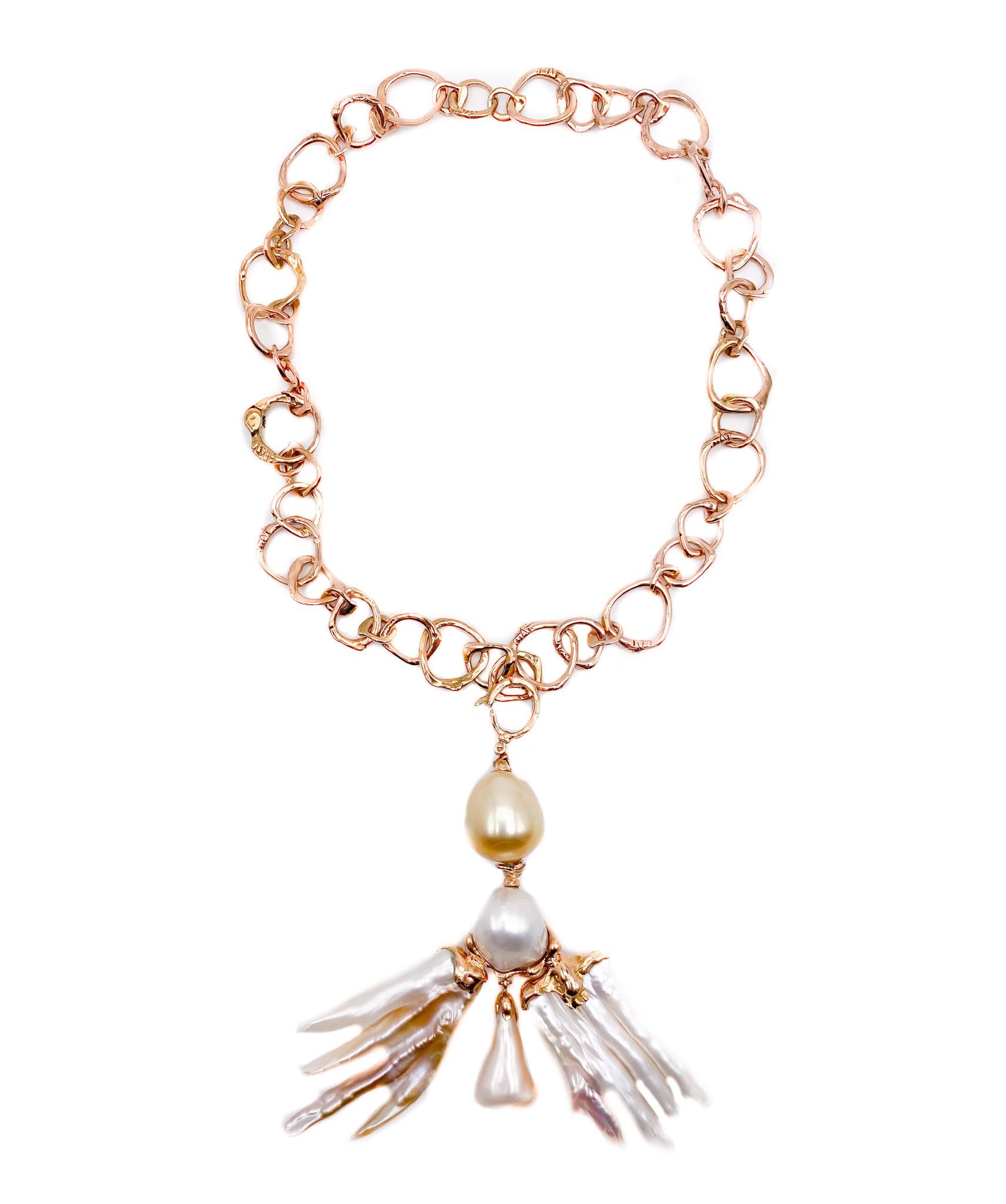 Rose Gold Pendant with Australian Pearls and Freshwater Pearls im Zustand „Neu“ im Angebot in Milan, IT