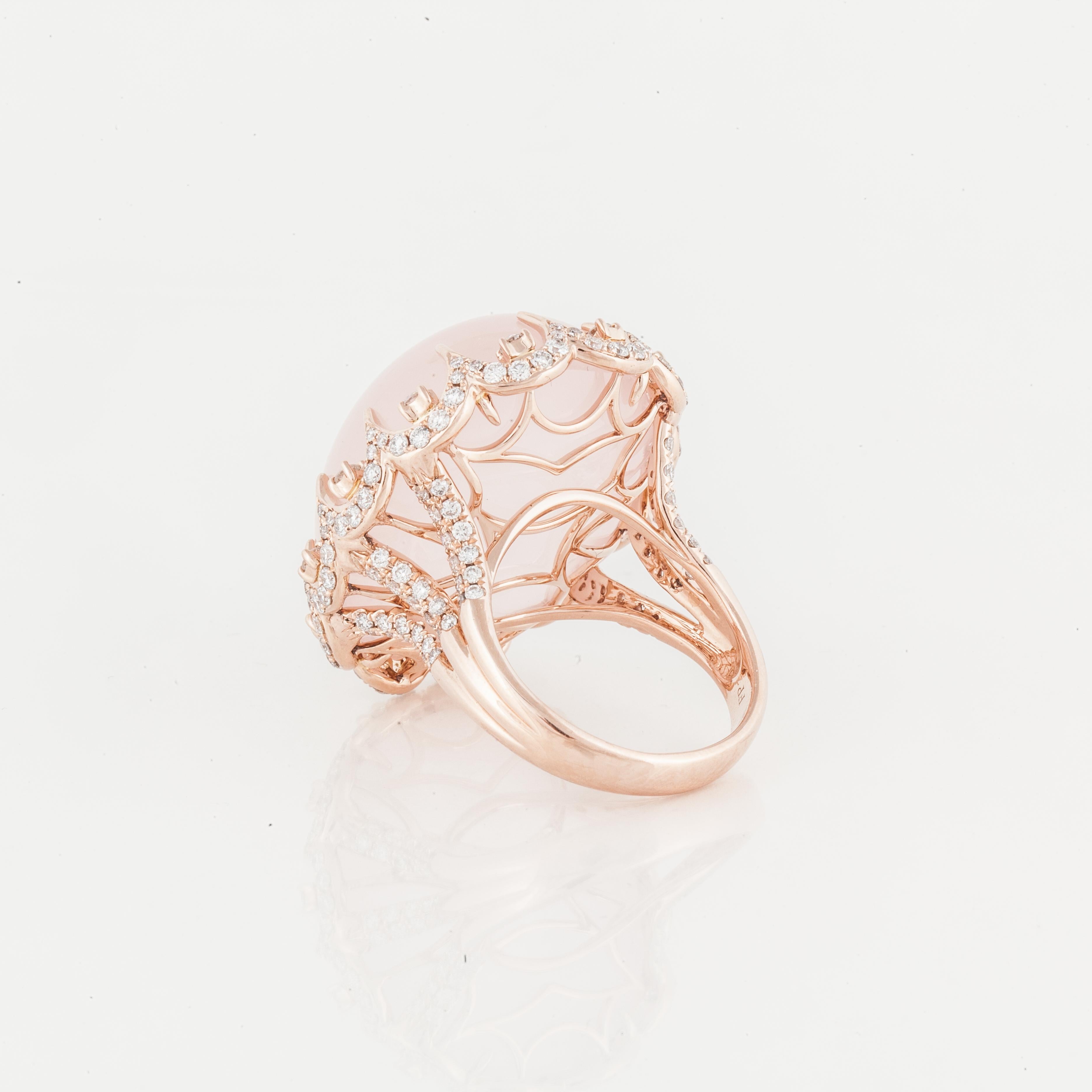 Ring aus 14 Karat Roségold mit Cabochon-Rosenquarz und Diamanten im Zustand „Gut“ im Angebot in Houston, TX