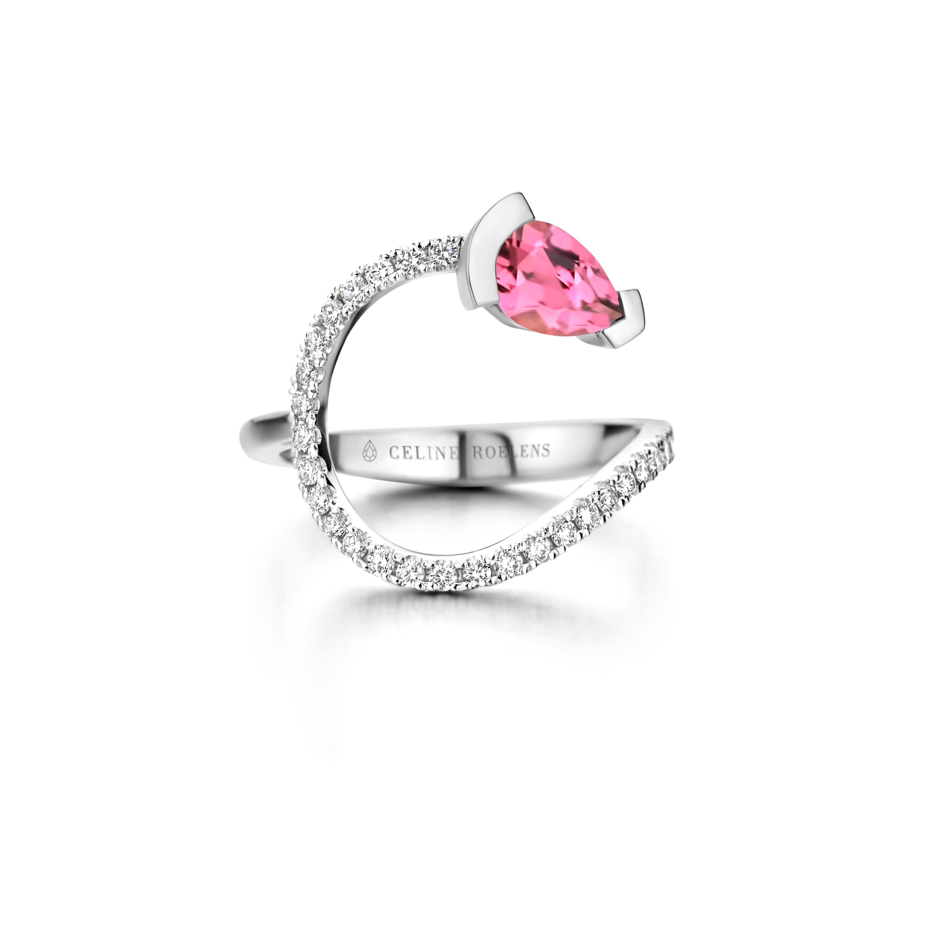 ADELINE curved ring in 18Kt rose gold set with a pear shaped Pink tourmaline and 0,33 Ct of white brilliant cut diamonds - VS F quality.