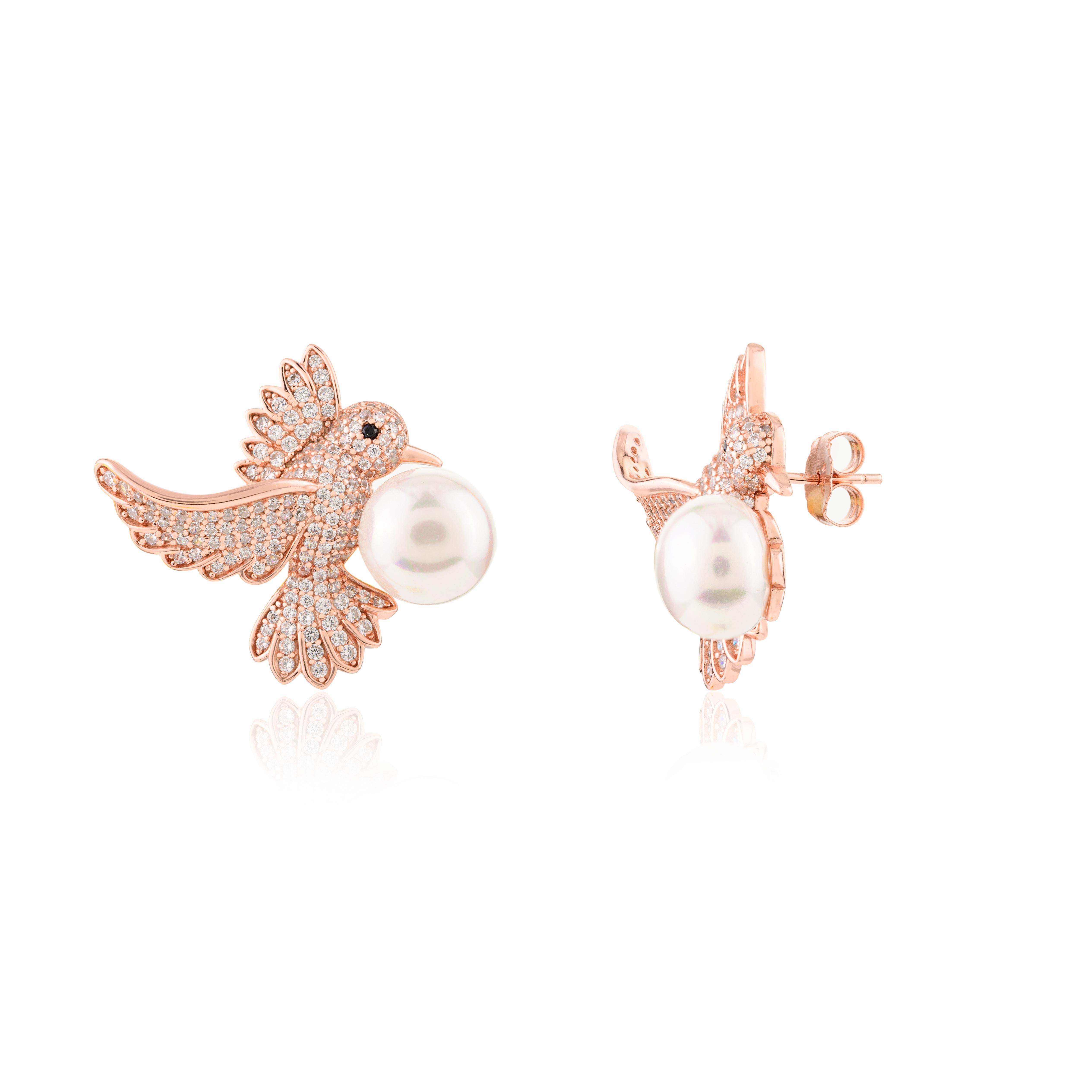 Modernist Rose Gold Plated 925 Silver Pave Zircon Hummingbird Stud Earrings with Pearl For Sale