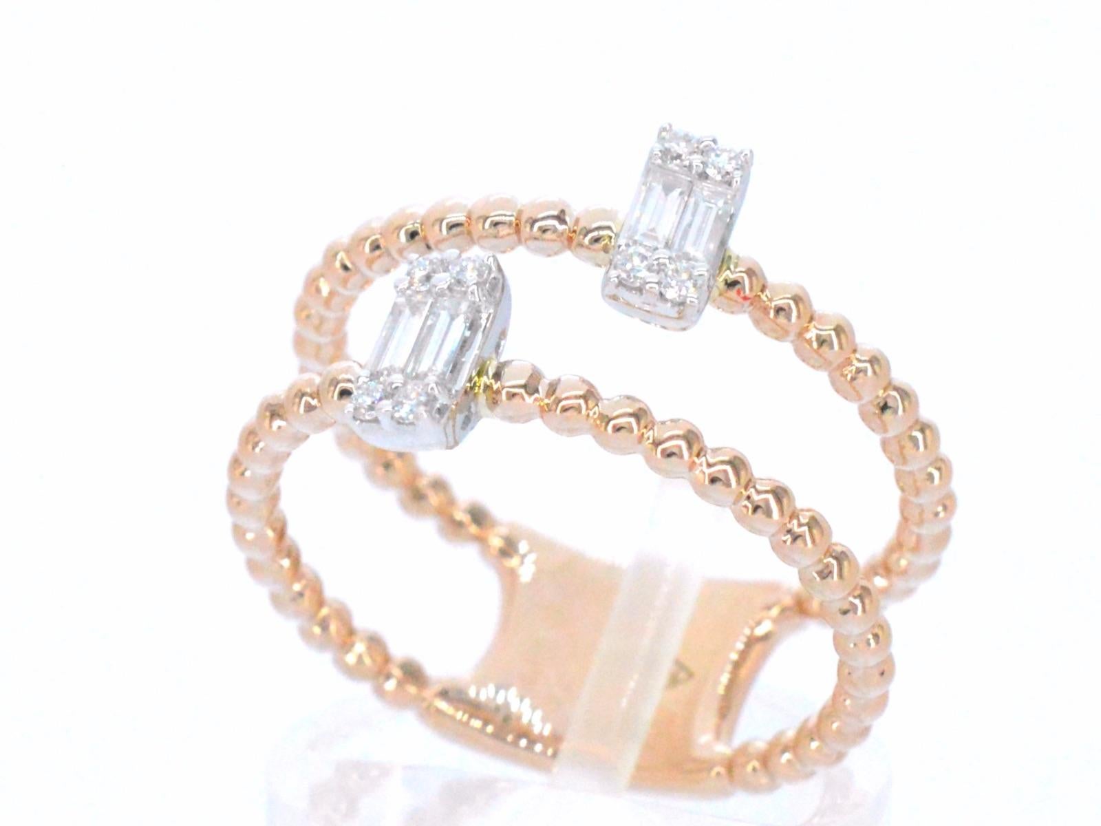Contemporary Rose Gold Ring Set with Diamonds For Sale