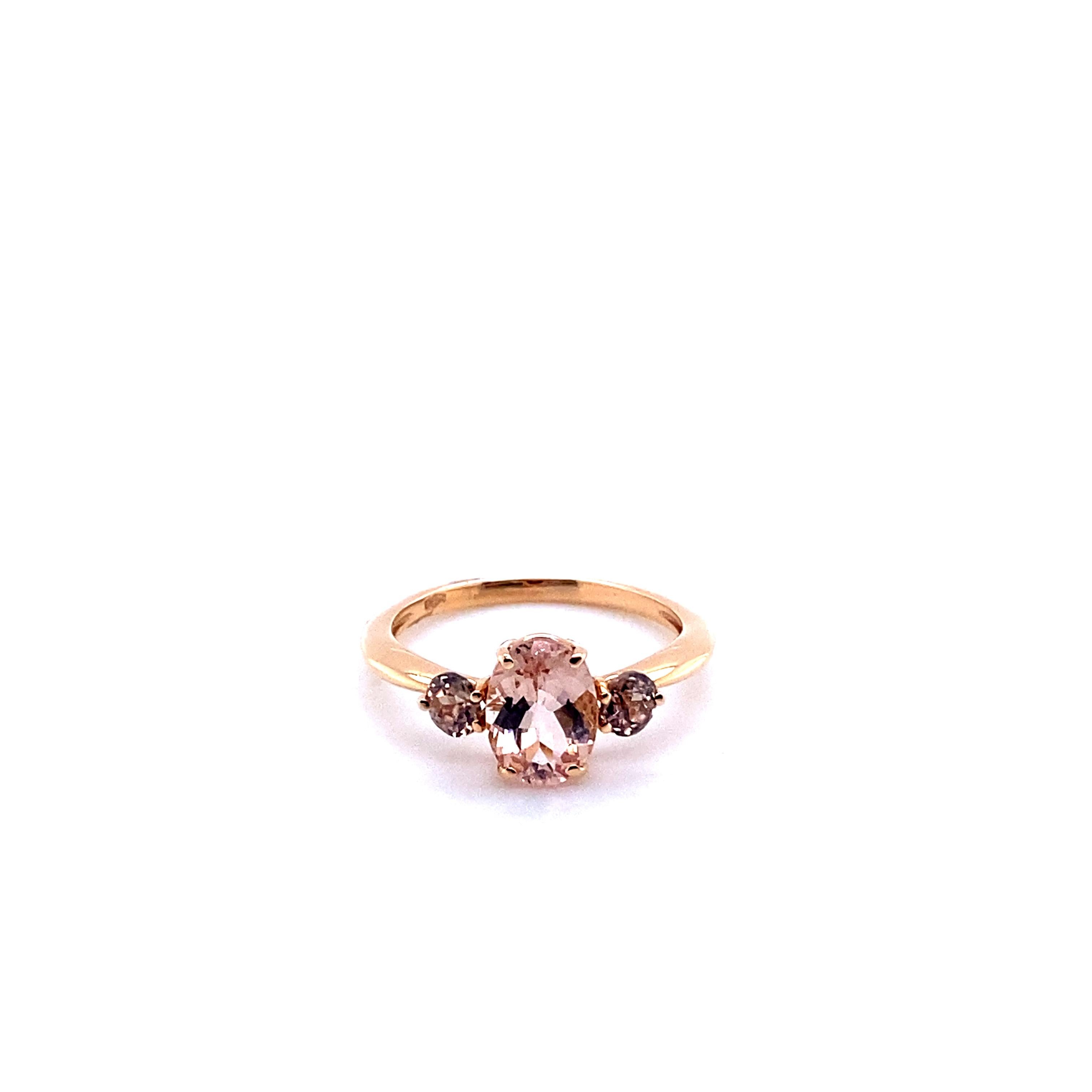 Bead Rose Gold Ring Surmounted by a Morganite and Surrounded by Two Tourmalines For Sale