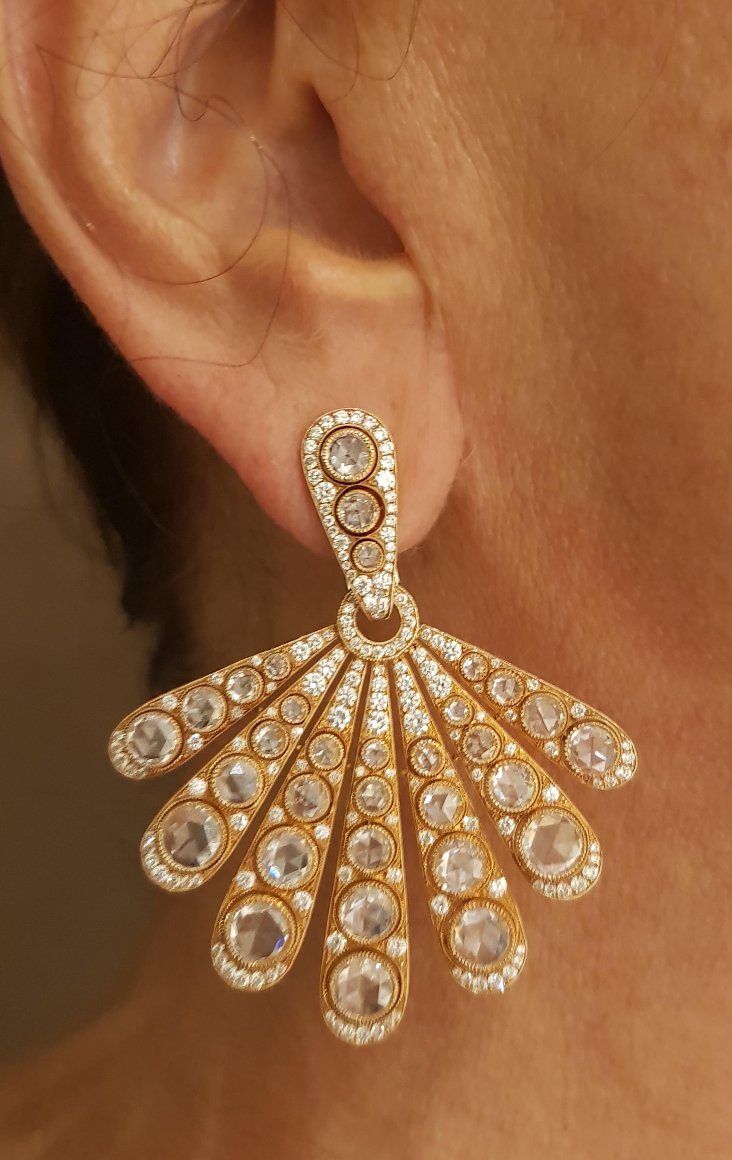 18  Karat Rose Gold 8,11 Carat Rose Cut Diamond,  2,42 Carat  Diamond Earring