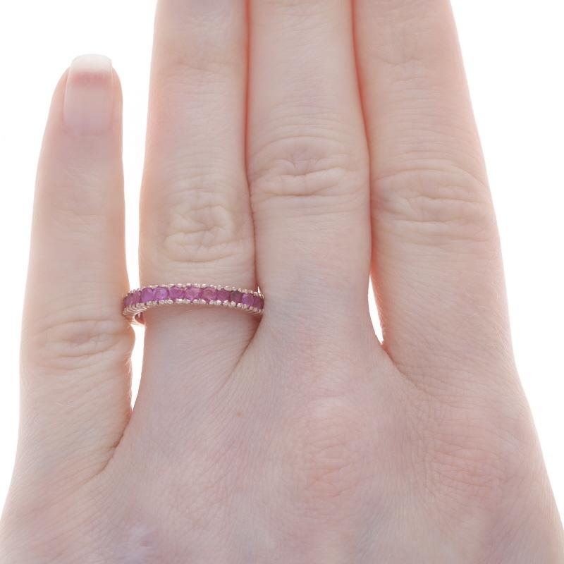 Round Cut Rose Gold Ruby Infinity Band - 14k Round 1.50ctw Ring Sz 7 For Sale