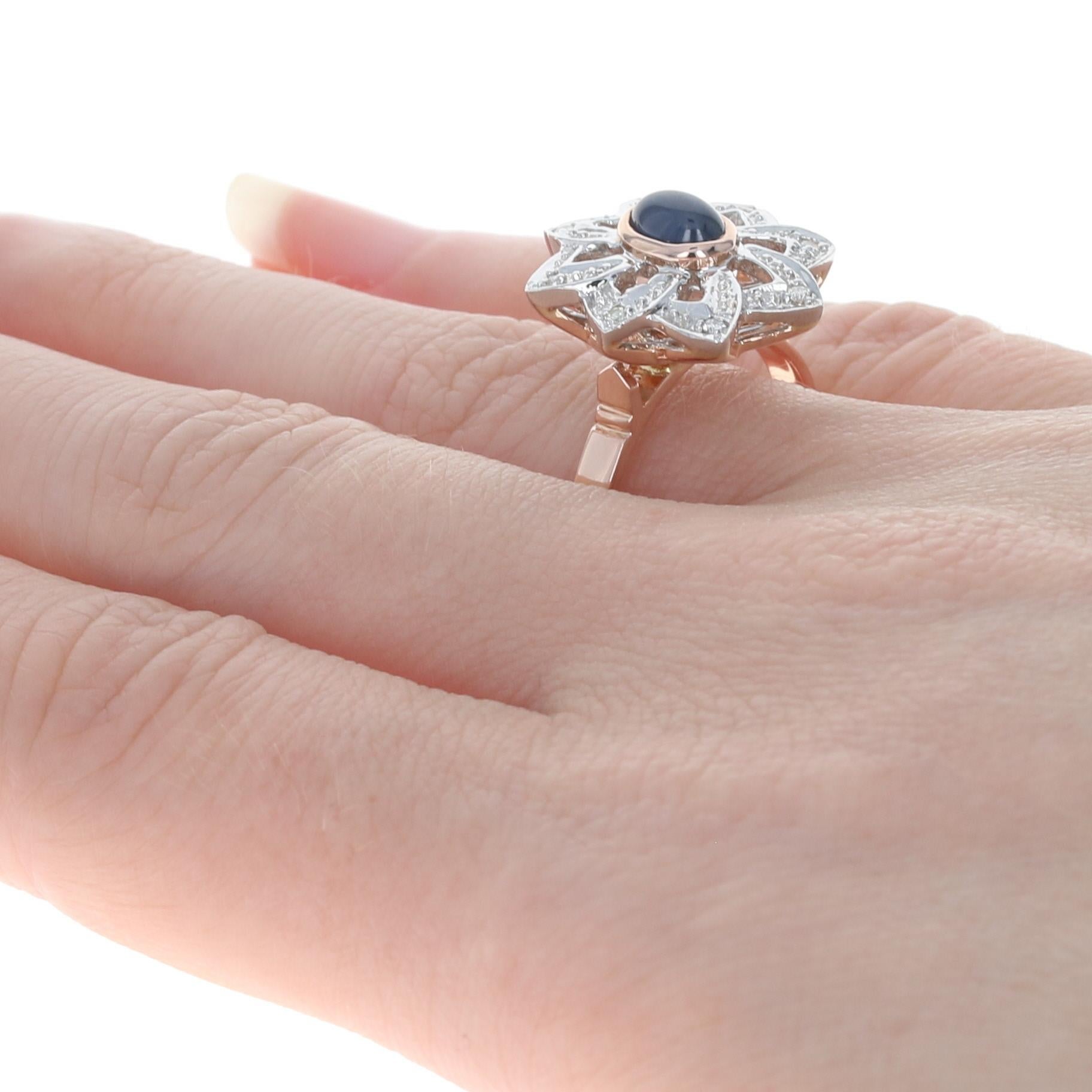 14 Karat Roségold Blumenring mit Saphir und Diamant, ovaler Cabochon-Schliff, 0,68 Karat () 4