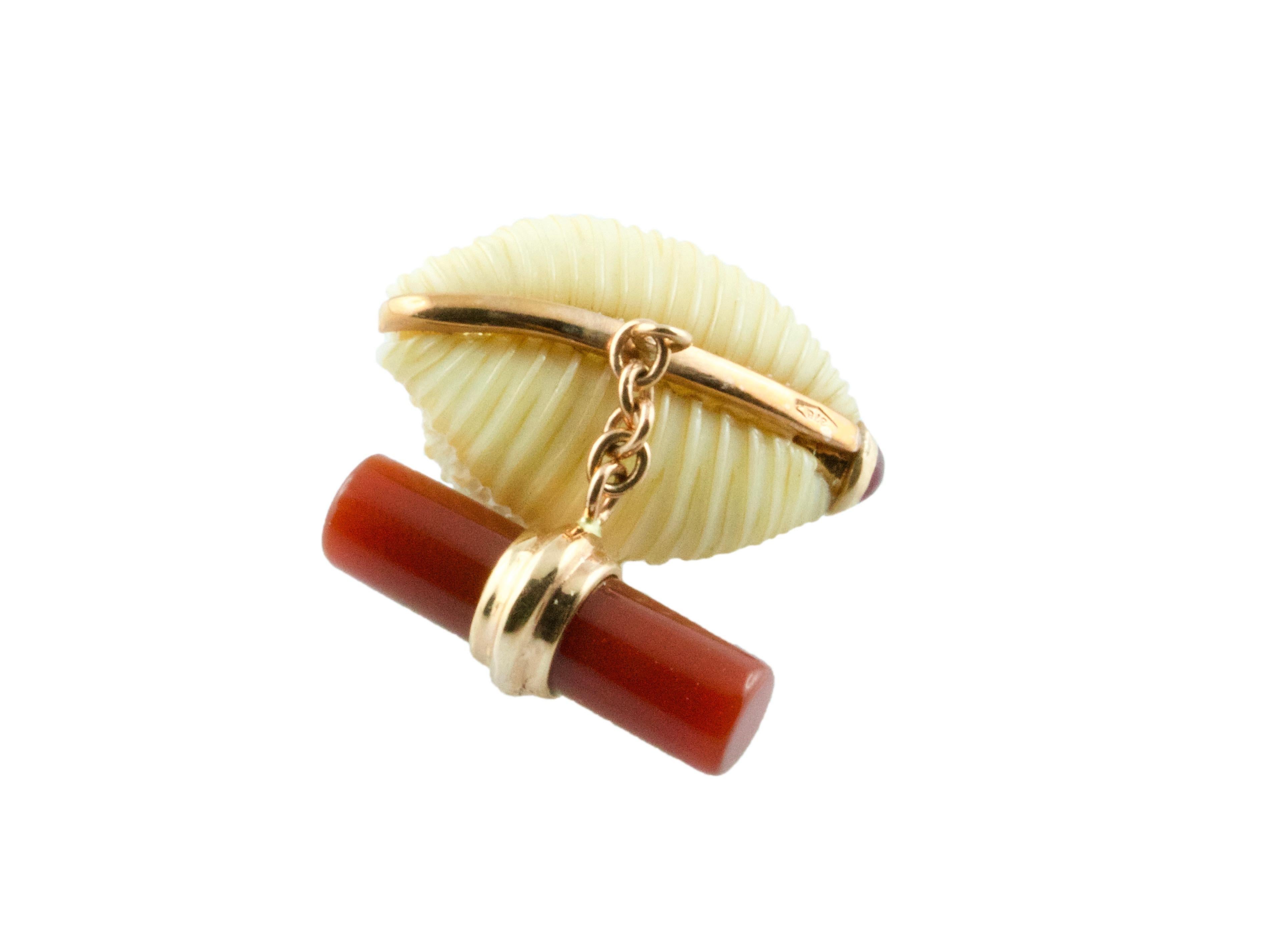 Rose Gold Shell Ruby Carnelian  Cufflinks In New Condition In Milano, IT