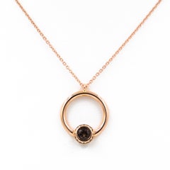 Ciondolo Garavelli in oro rosa con quarzo fumé e diamanti marroni e catenina