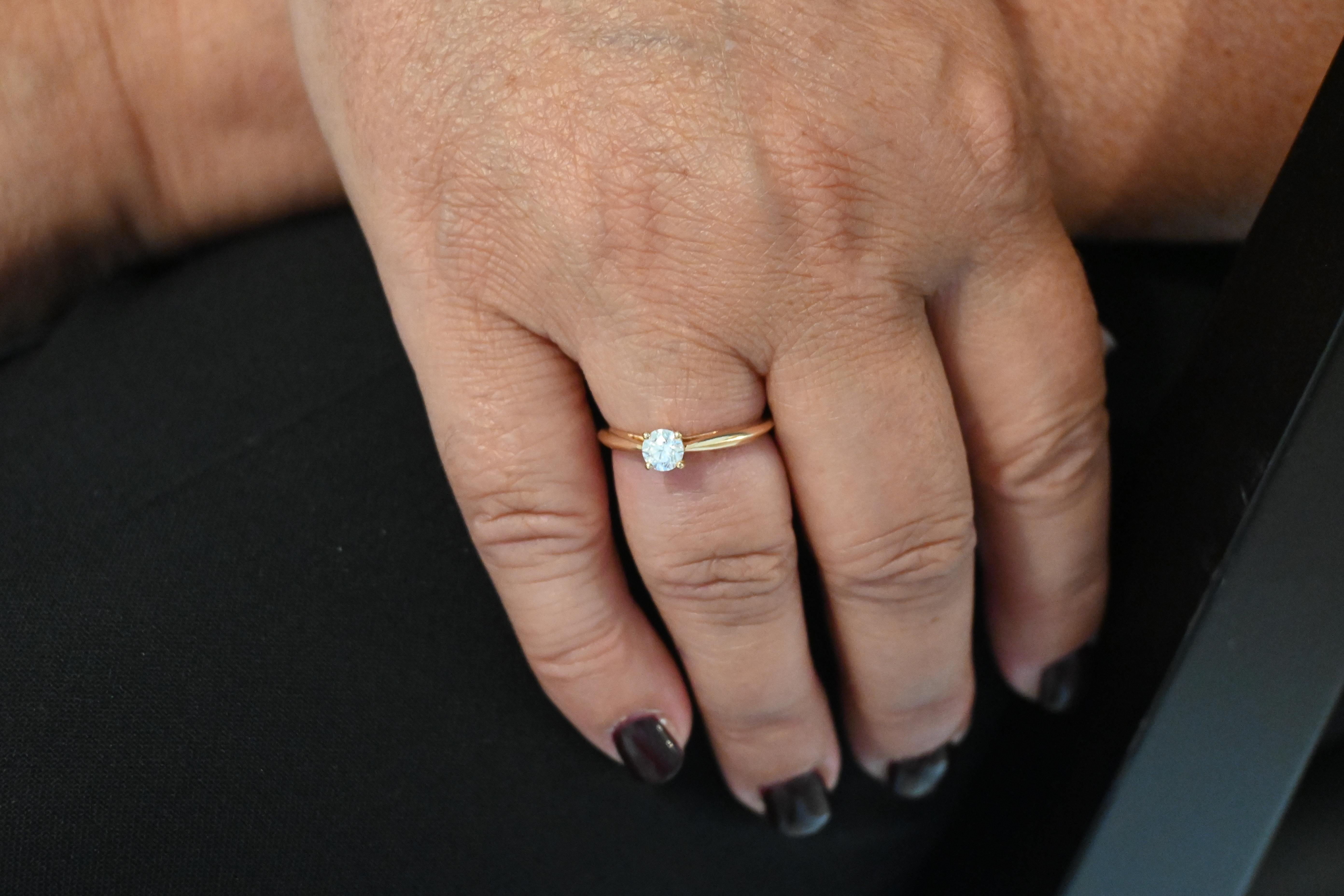 Solitär-Diamant in Roségold  Ring  im Zustand „Hervorragend“ im Angebot in Vannes, FR