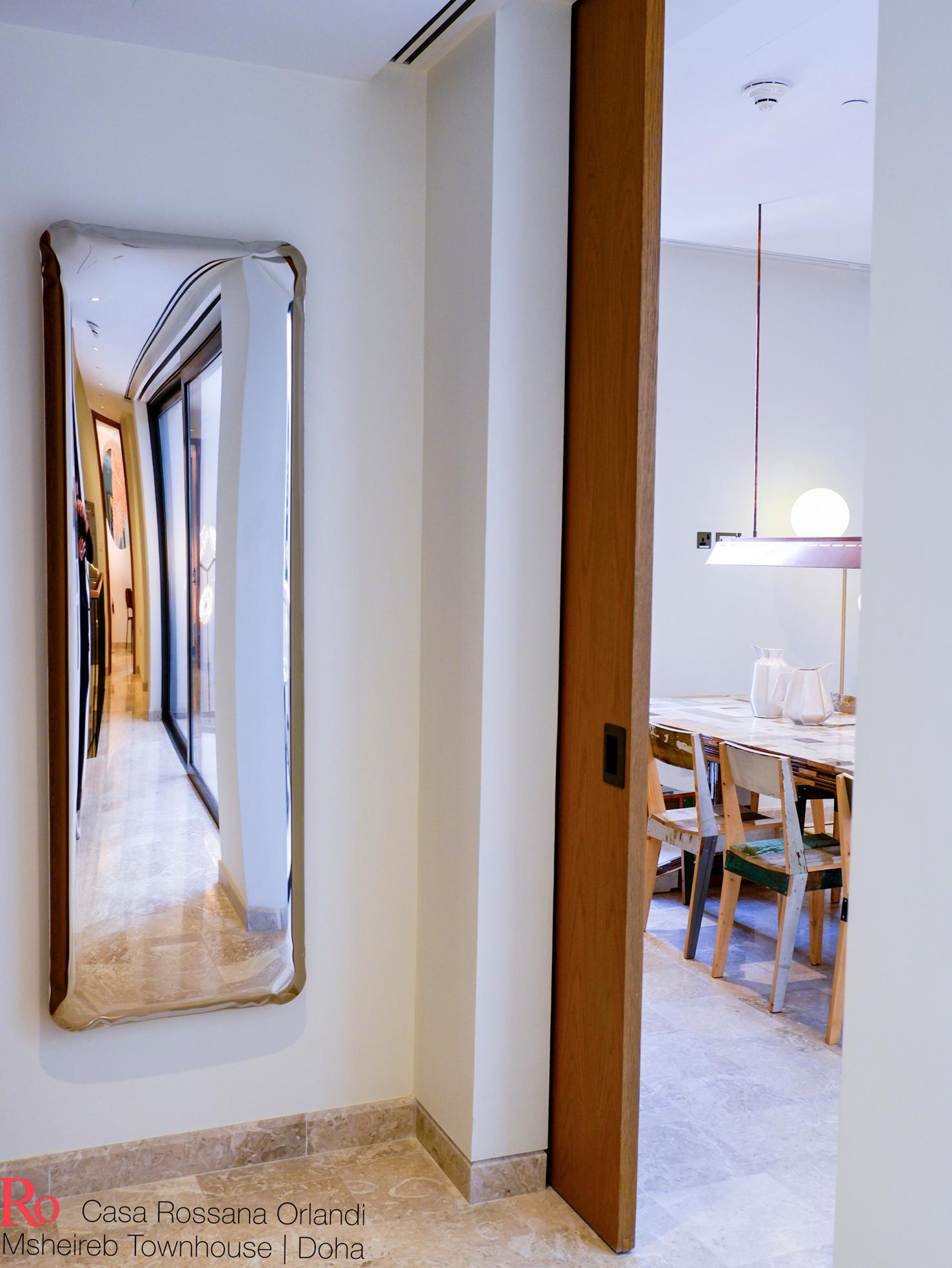 Polonais Miroir mural sculptural Tafla Q1 en or rose de Zieta en vente