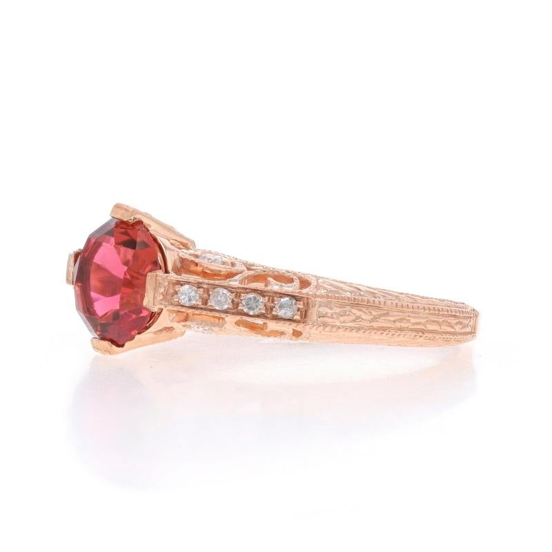 Anello in oro rosa con tormalina e diamanti - 10k Round 1.23ctw Etched Milgrain In condizioni ottime in vendita a Greensboro, NC