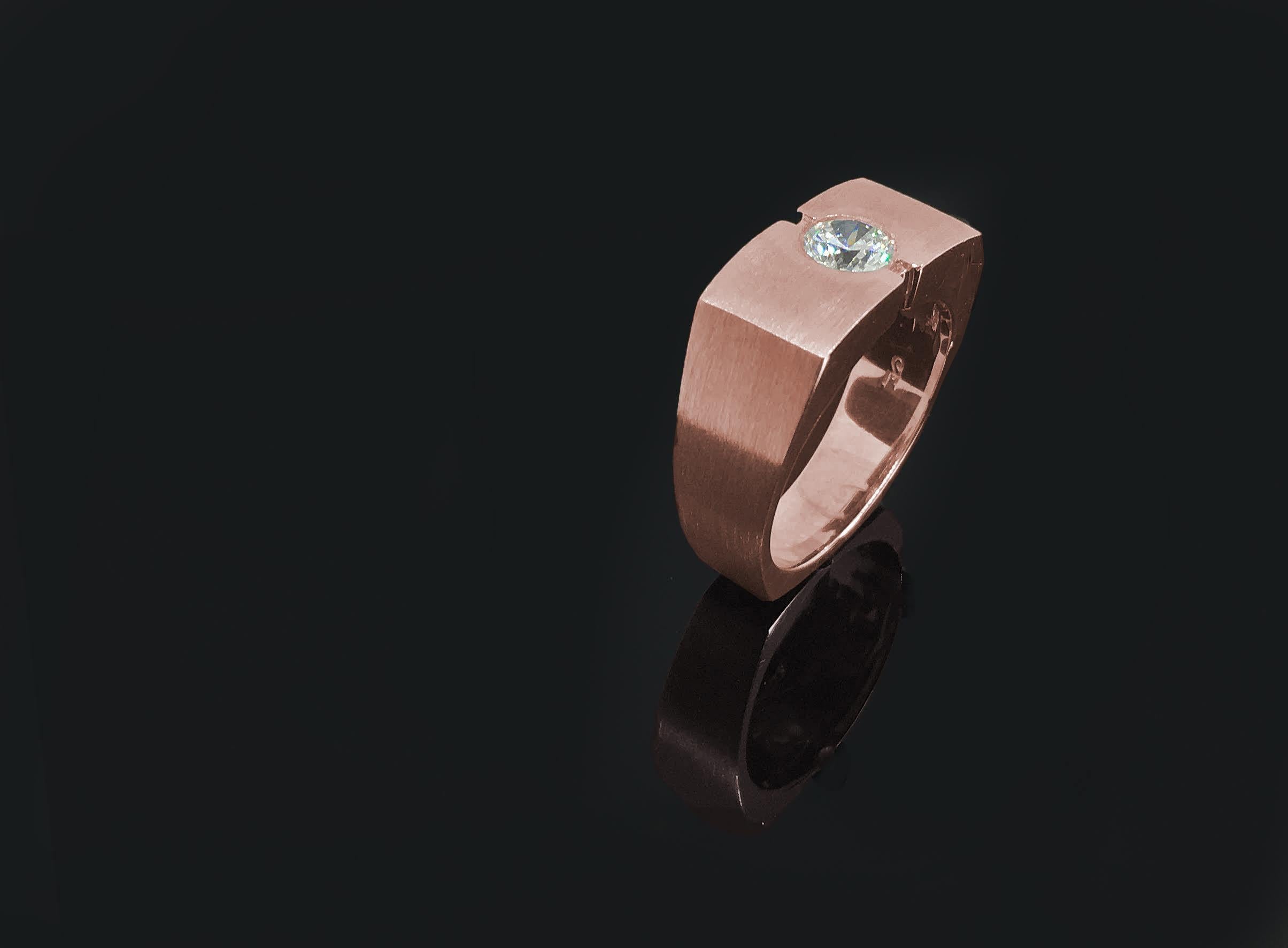 For Sale:  Rose Gold with Round Solitaire Diamond Ring 3