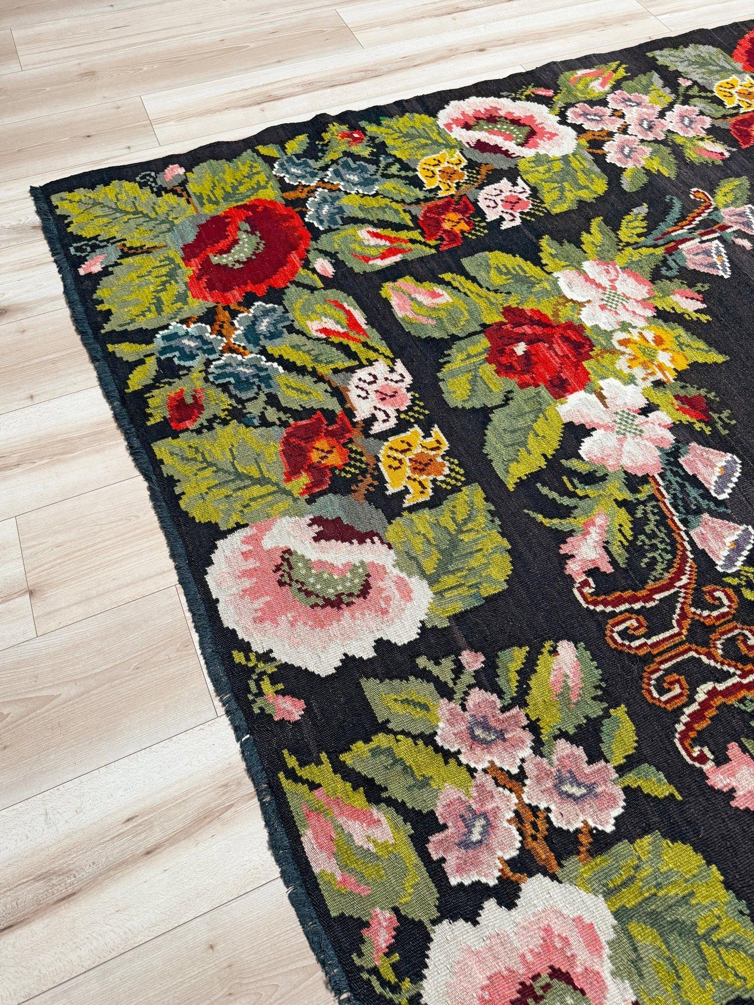 Kilim rosa - Alfombra de lana plana europea vintage - 8′5″×11′3″ - Década de 1940 Moldavia en venta 2