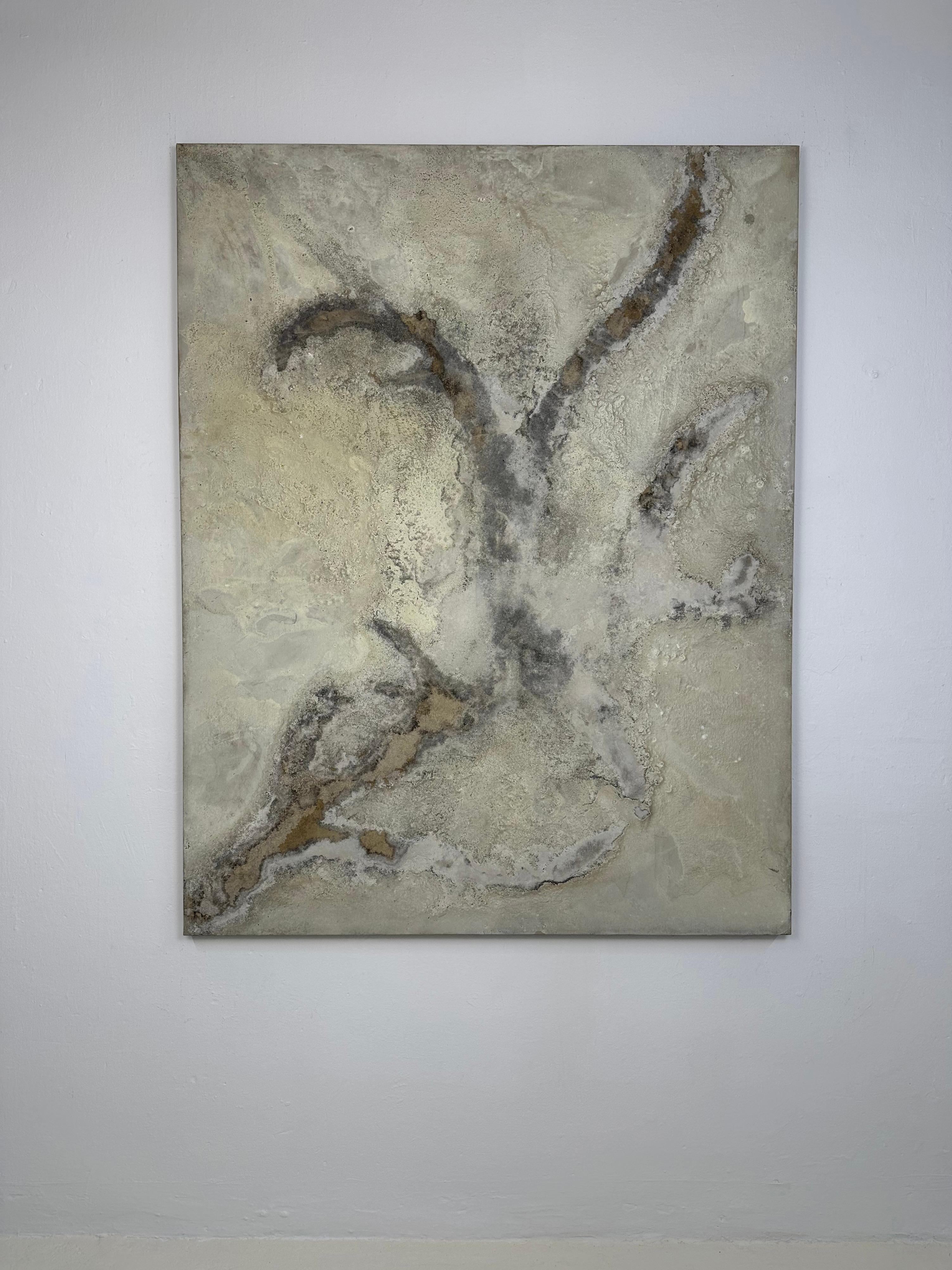 Texturierte abstrakte Malerei mit organischen Erdtönen von Rose Madone im Angebot 3
