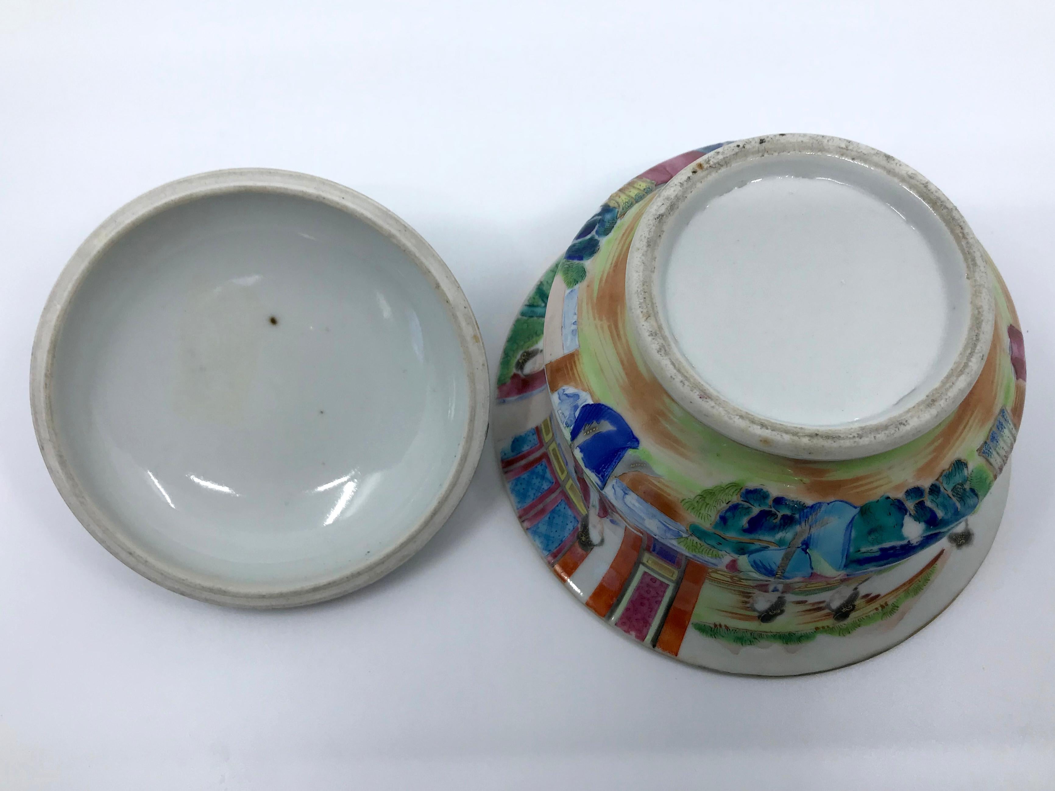 Rose Mandarin Chinese Porcelain Lidded Bowl 1