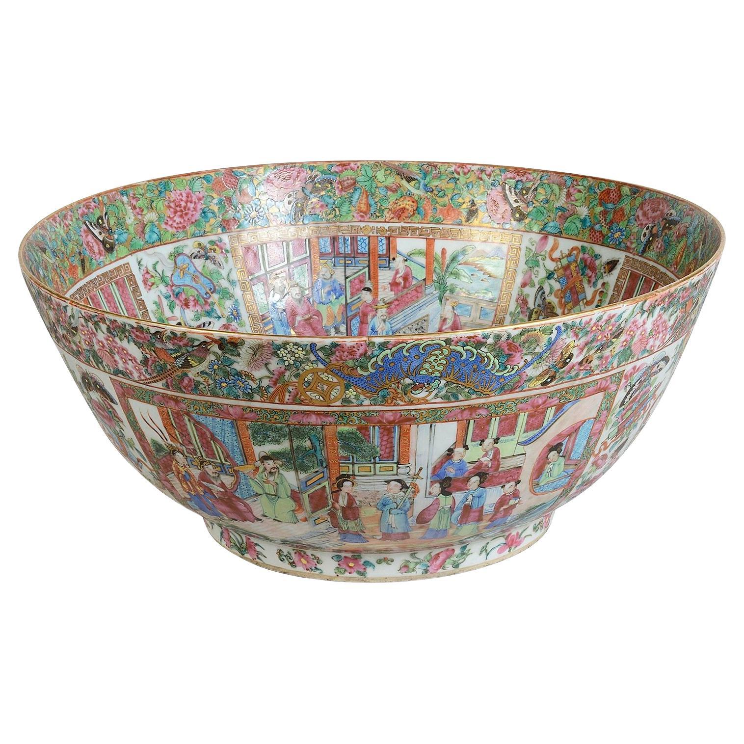 Rose medallion bowl, 19th Century, 15" diameter