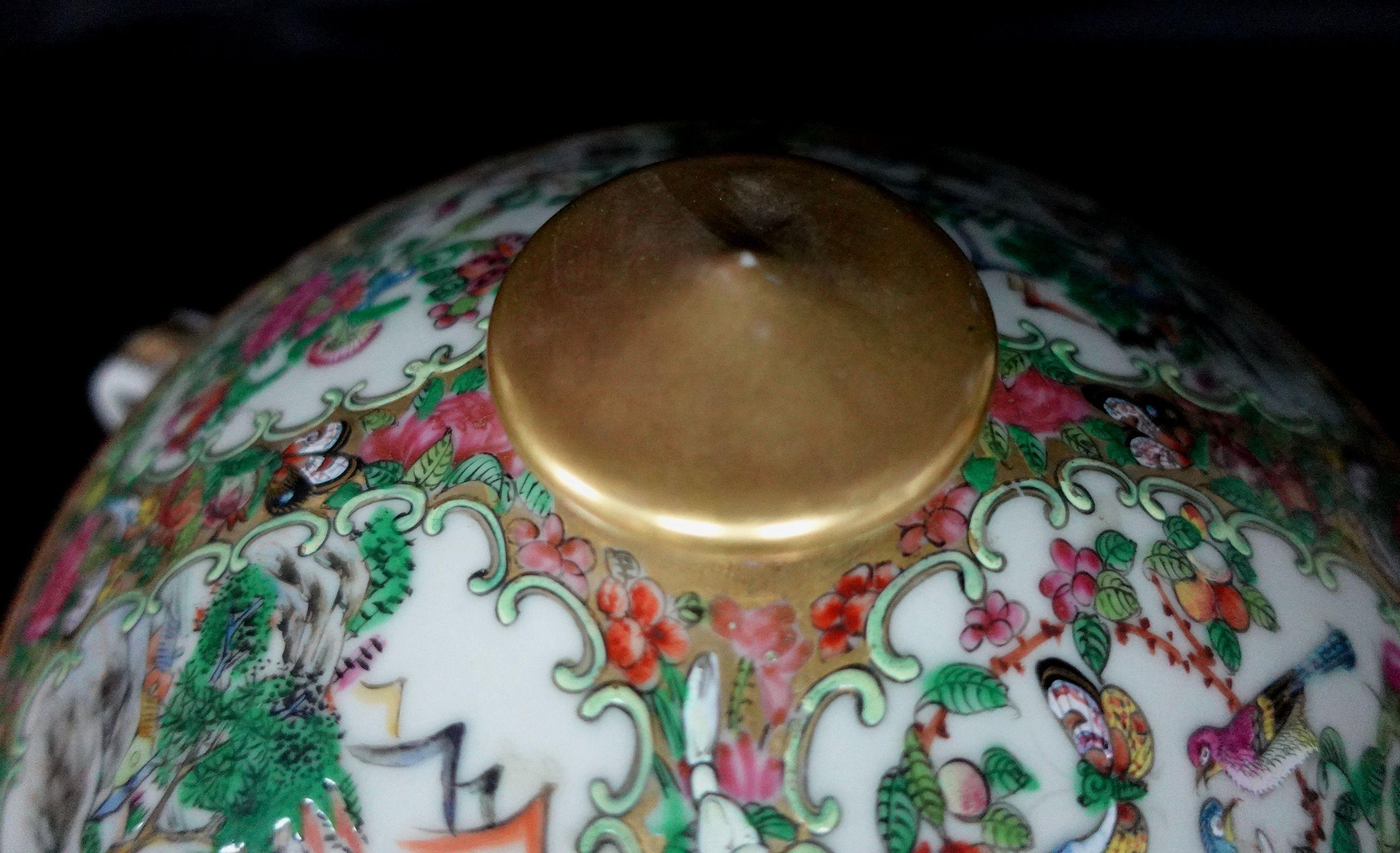 Cuenco de cámara cubierto con medallón rosa de exportación china Siglo XIX en venta 4