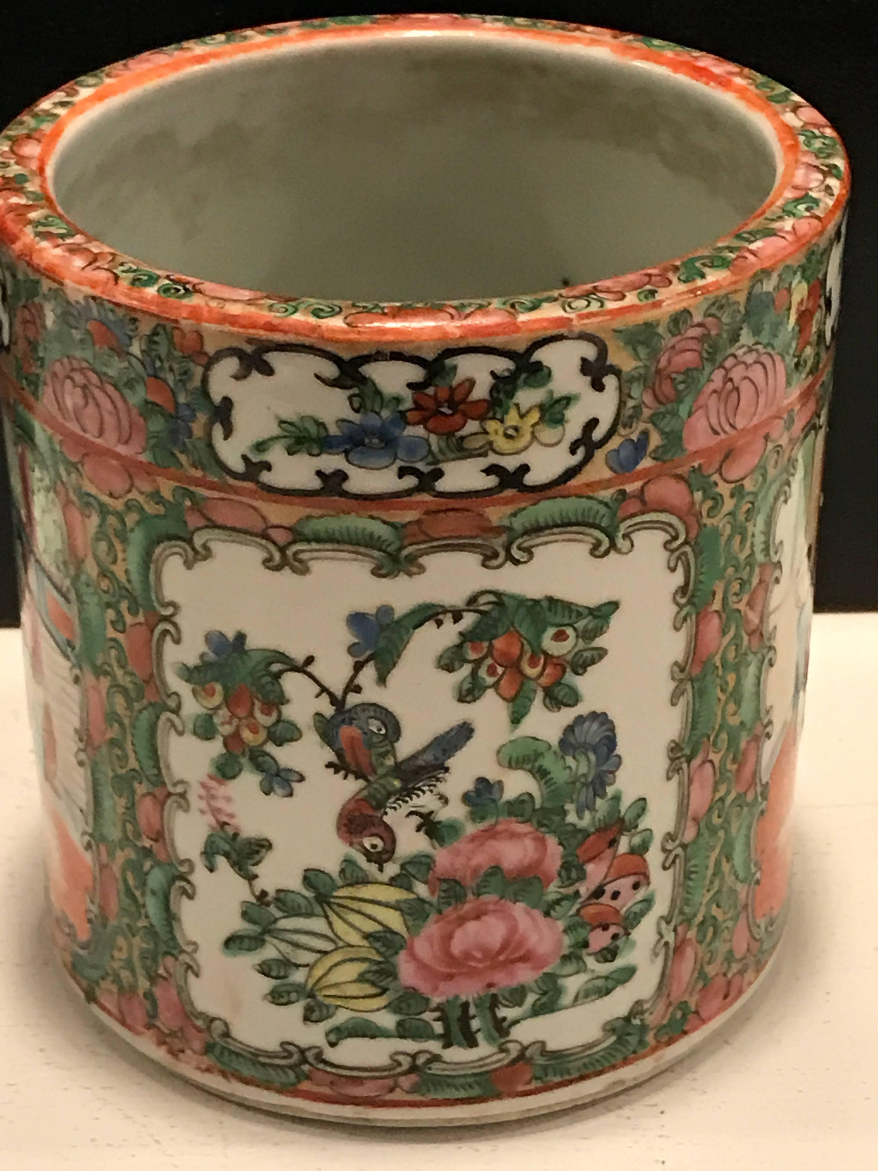 Chinese Export Rose Medallion Cylinder Cachepot