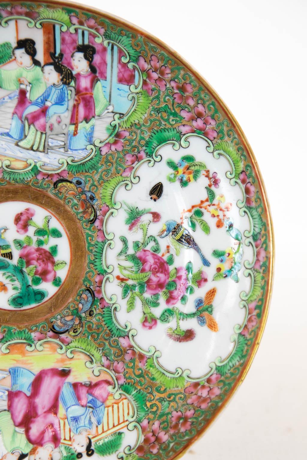 Chinese Rose Medallion Plate For Sale