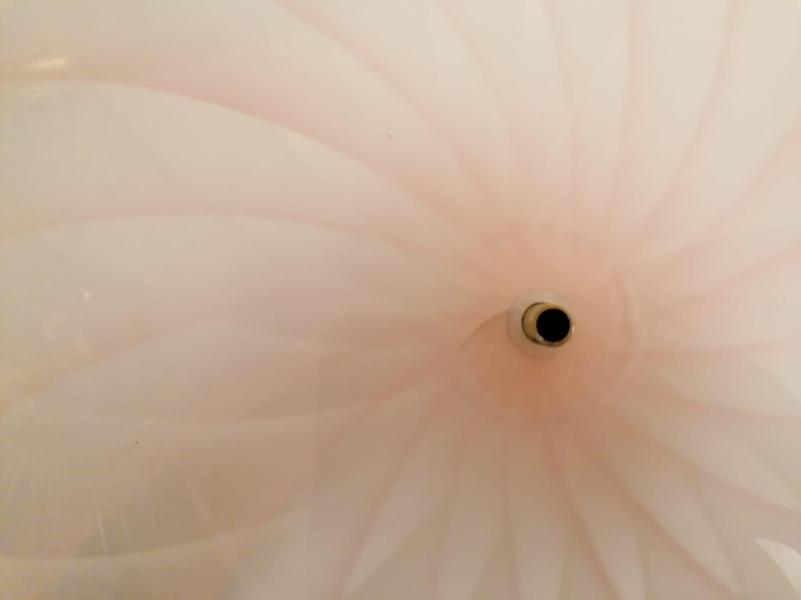 Austriaco Lampada a sospensione Rose Midcentury in vendita