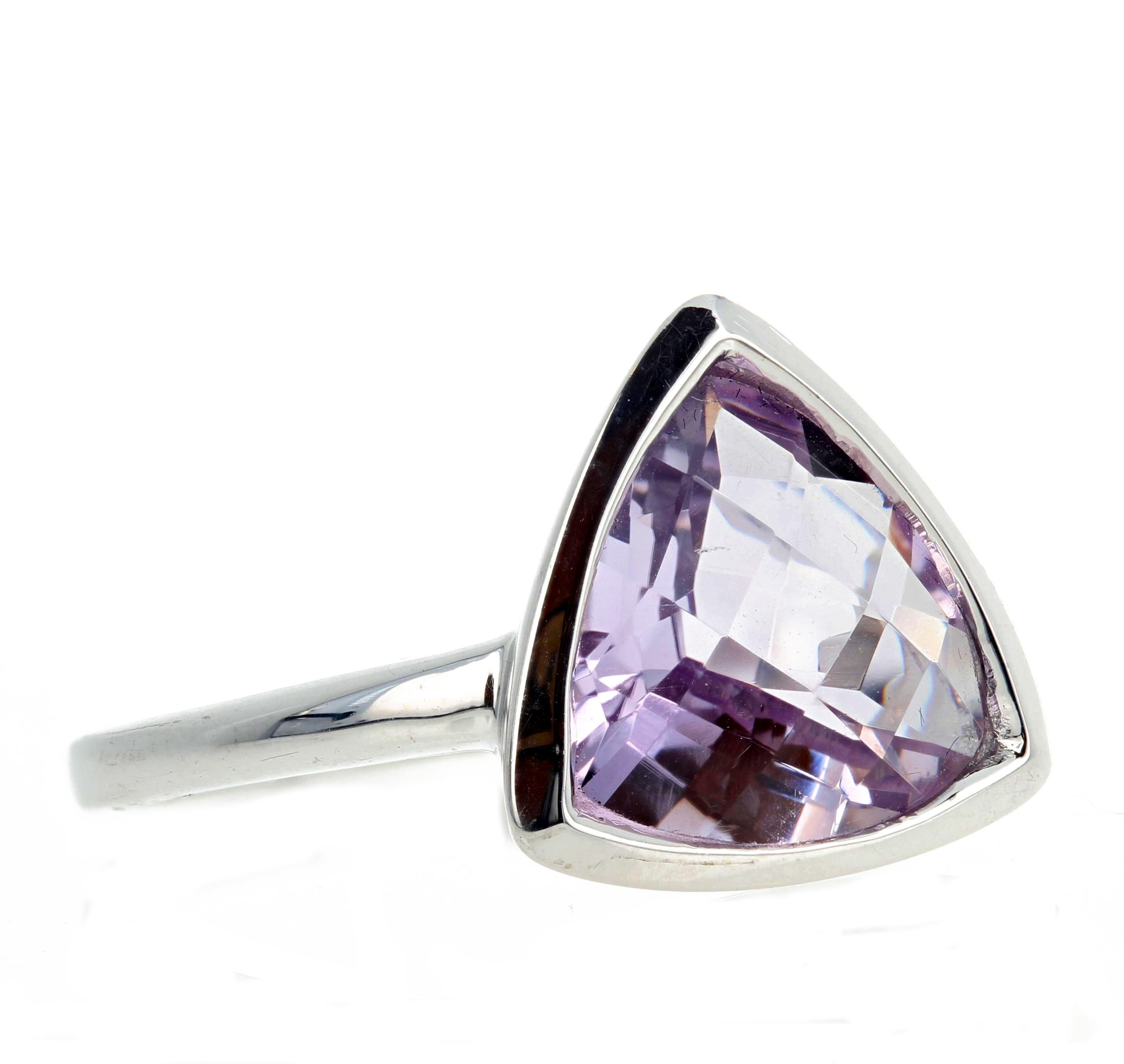 Gemjunky Rose of France Purple/Pink Amethyst 7 Cts Trillion Cut Silver Ring In New Condition In Raleigh, NC