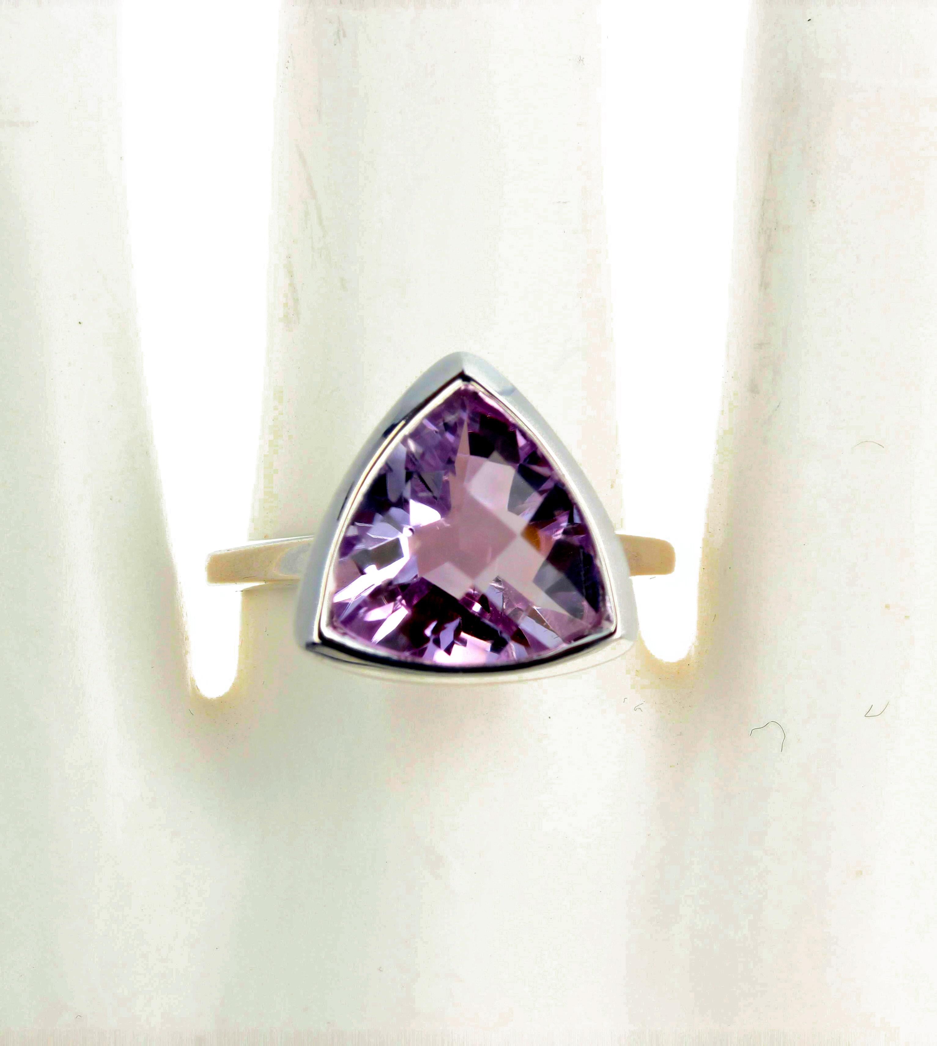 Gemjunky Rose of France Purple/Pink Amethyst 7 Cts Trillion Cut Silver Ring 3