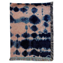 Couverture à franges rose rose et bleu indigo à motif abstrait, 54 x 72