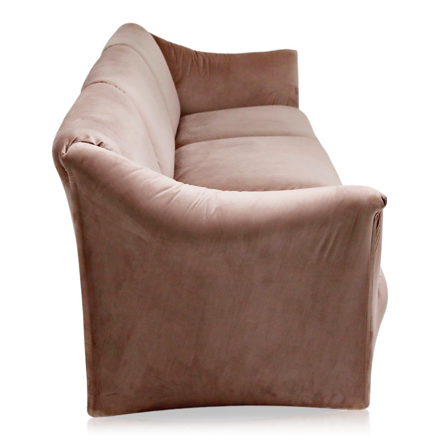 Italian Rose Pink Velvet Tentazione Sofa by Mario Bellini for Cassina, New Upholstery
