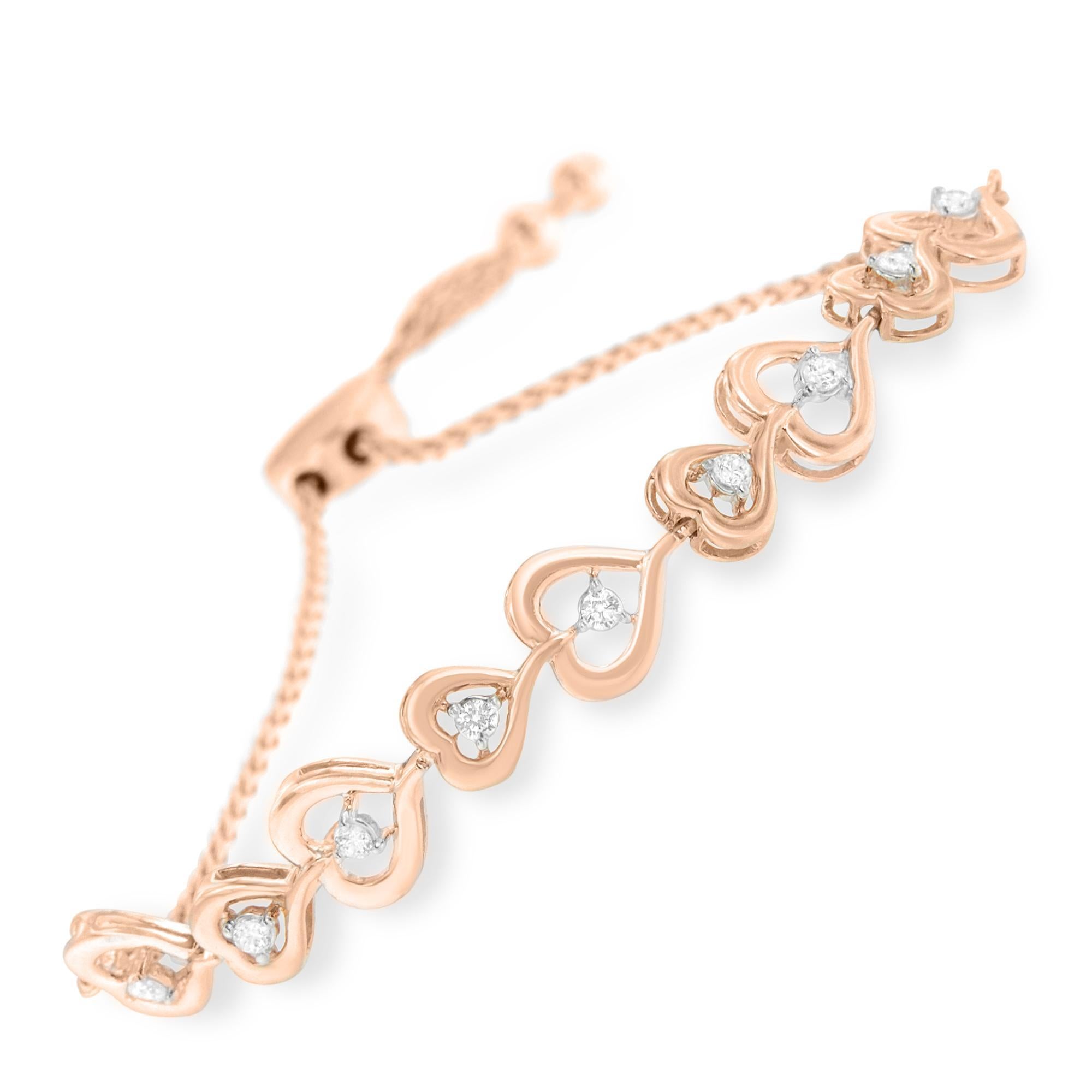 Pulsera bolo de plata de ley chapada en rosa con 1/3 qt de diamantes en forma de corazón Moderno en venta