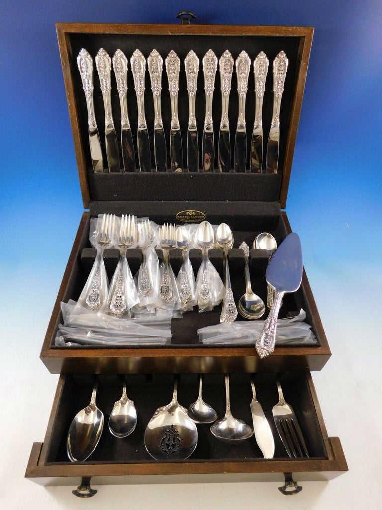 Rose Point by Wallace sterling silver dinner size flatware set, 93 pieces. This set includes:

12 dinner size knives, 9 5/8