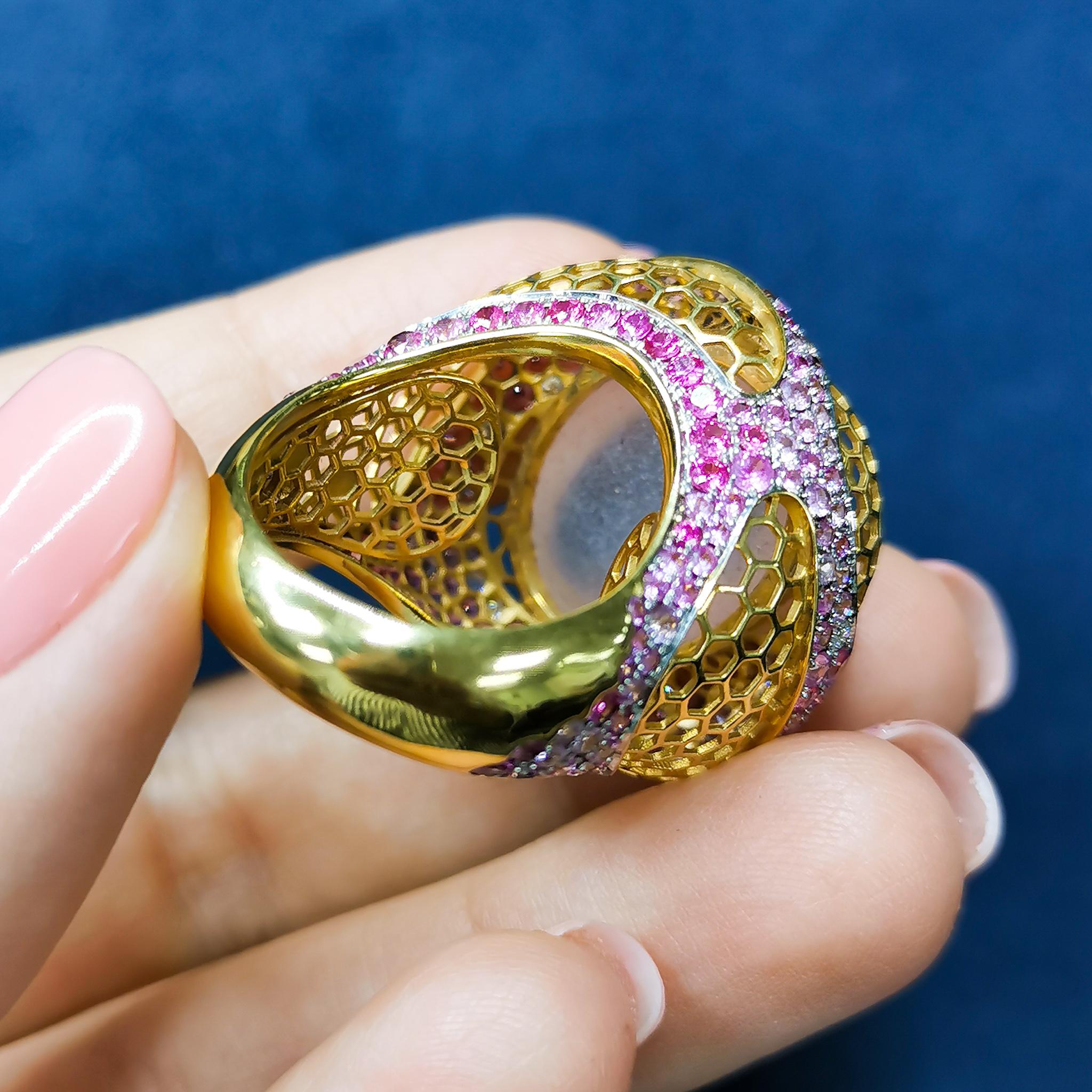 Women's Rose Quartz 17.04 Carat Diamonds Pink Sapphires 18 Karat Yellow Gold Ring For Sale