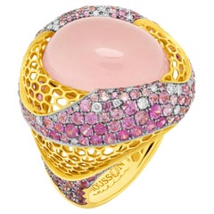 Bague en or jaune 18 carats avec quartz rose, diamants de 17,04 carats et saphirs roses
