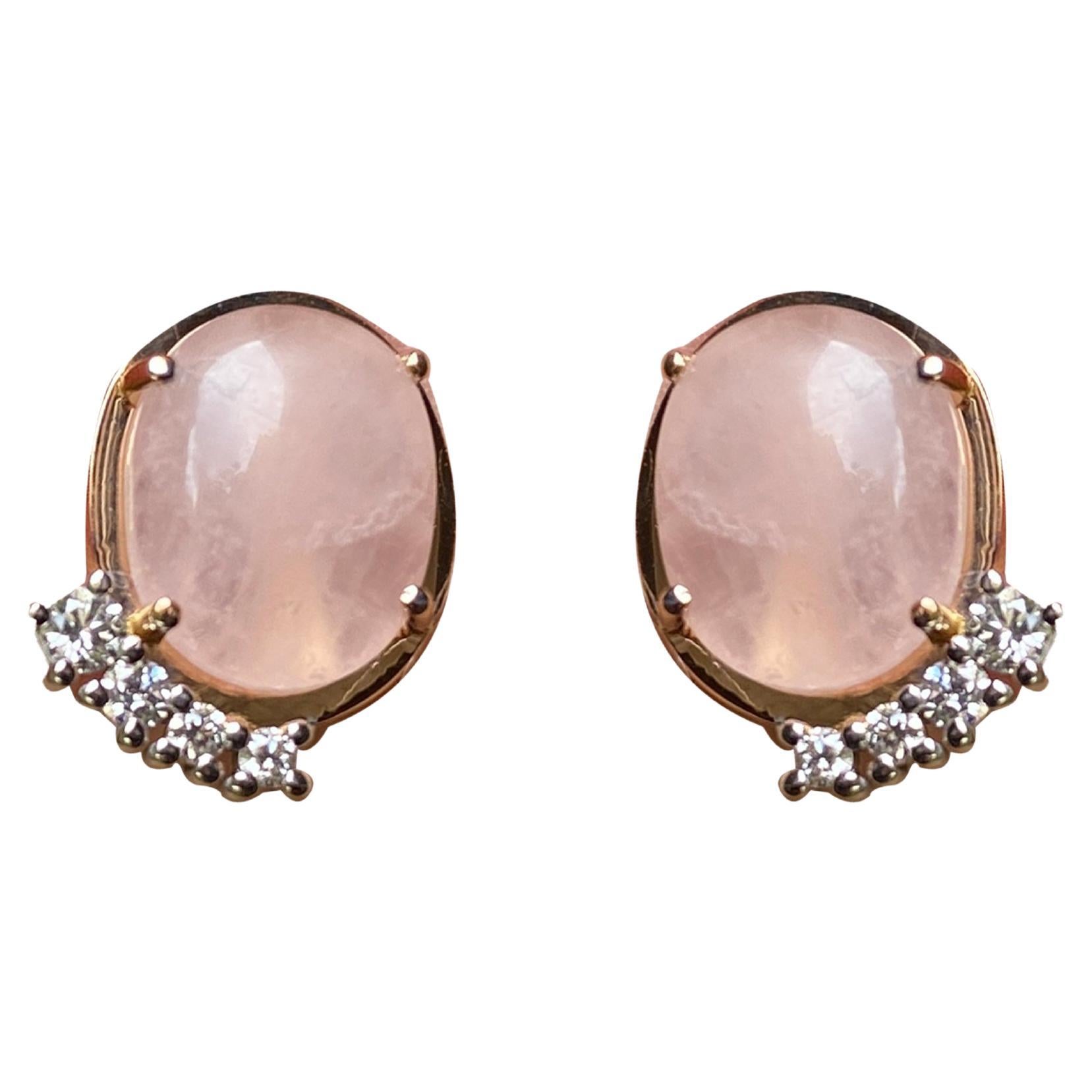 Pendiente de diseño artesanal con tachuelas de cuarzo rosa en oro de 18 quilates y 0,22 quilates de diamantes blancos