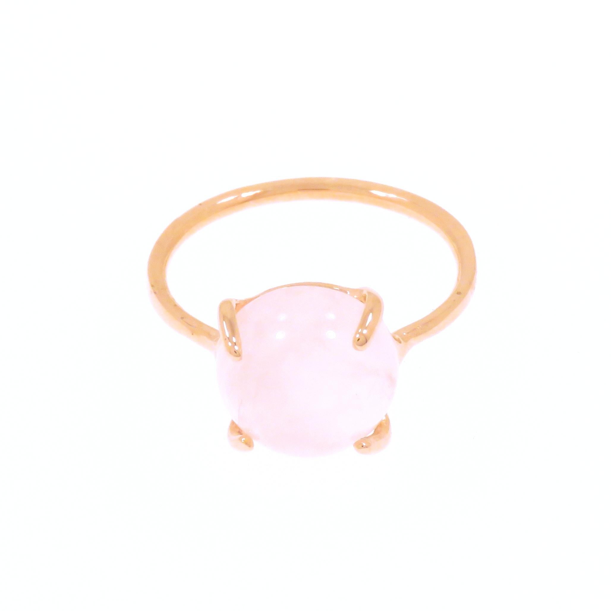Cabochon cut rose quartz featured in a contemporary ring crafted in 9 karat rose gold. The size of the gemstone is 10x10 mm / 0.393x0.393 inches. US finger size is 6 , French size 52, Italian size 12, resizable to the customer's size before