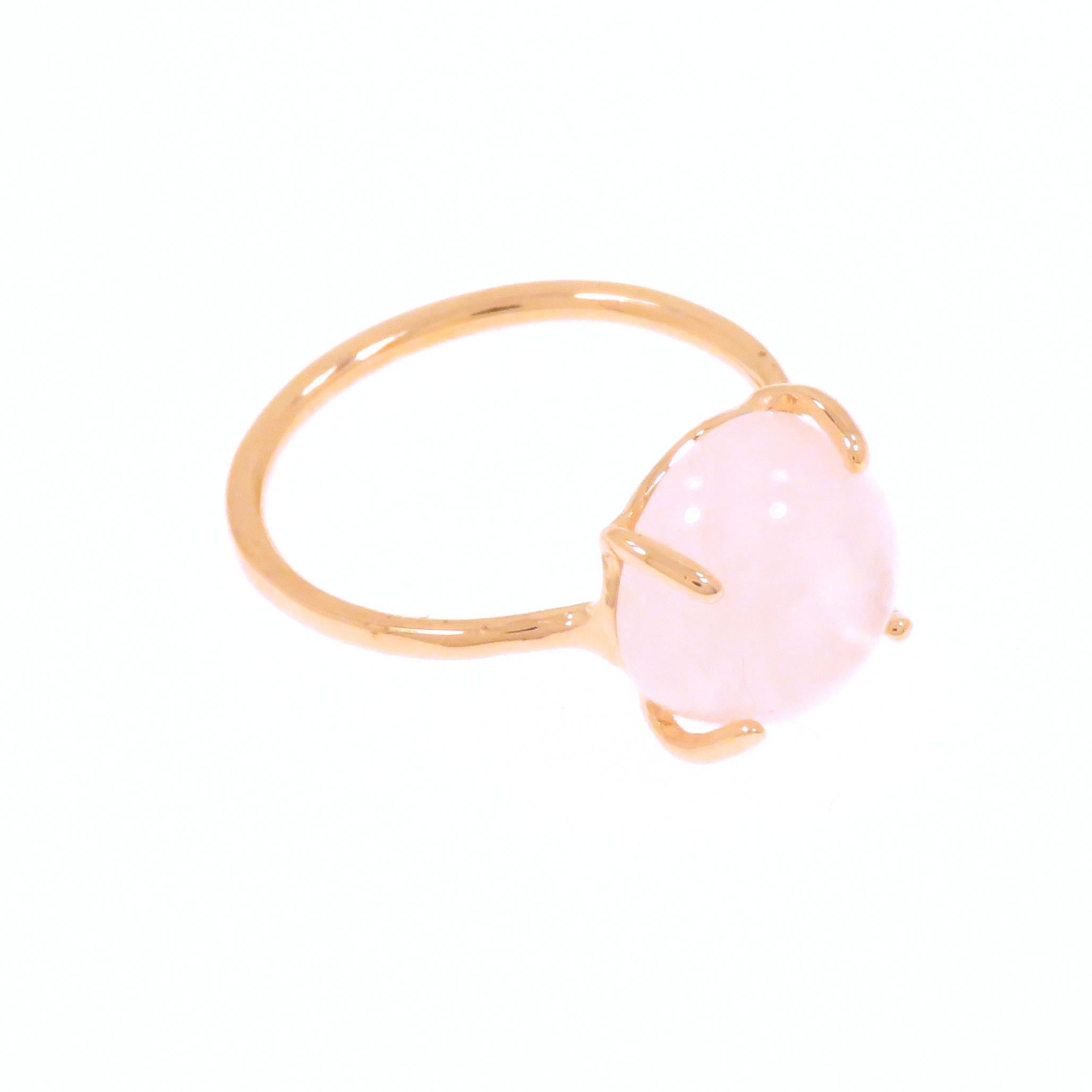 Contemporary Rose Quartz 9 Karat Rose Gold Ring Handcrafted in, Italy For Sale