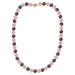 Collier de perles en quartz rose et jaspe dalmatien avec fermoir en or 14k