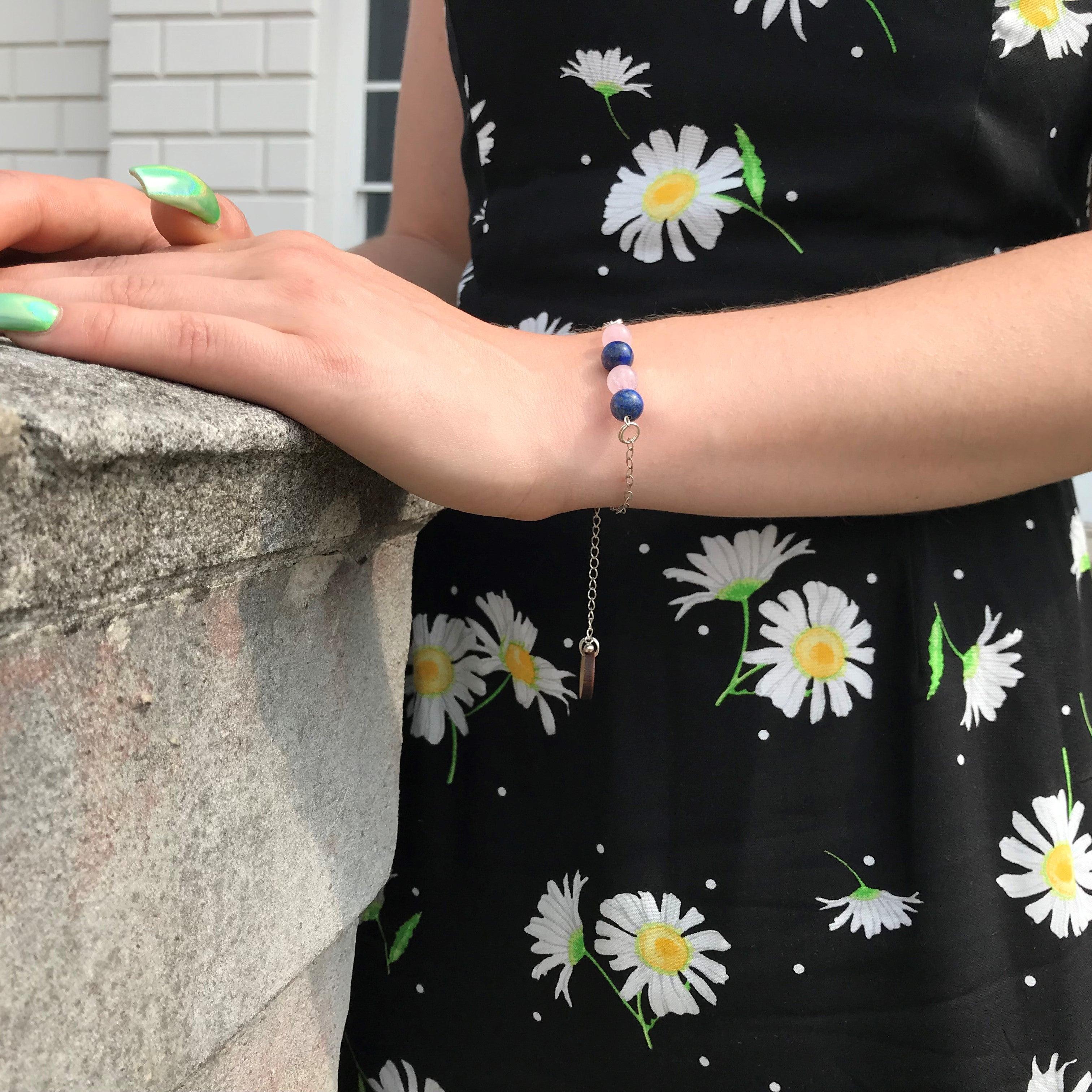 Perlina Bracciale di quarzo rosa e lapislazzuli, Bracciale dell'amicizia  da nlanlaVictory in vendita