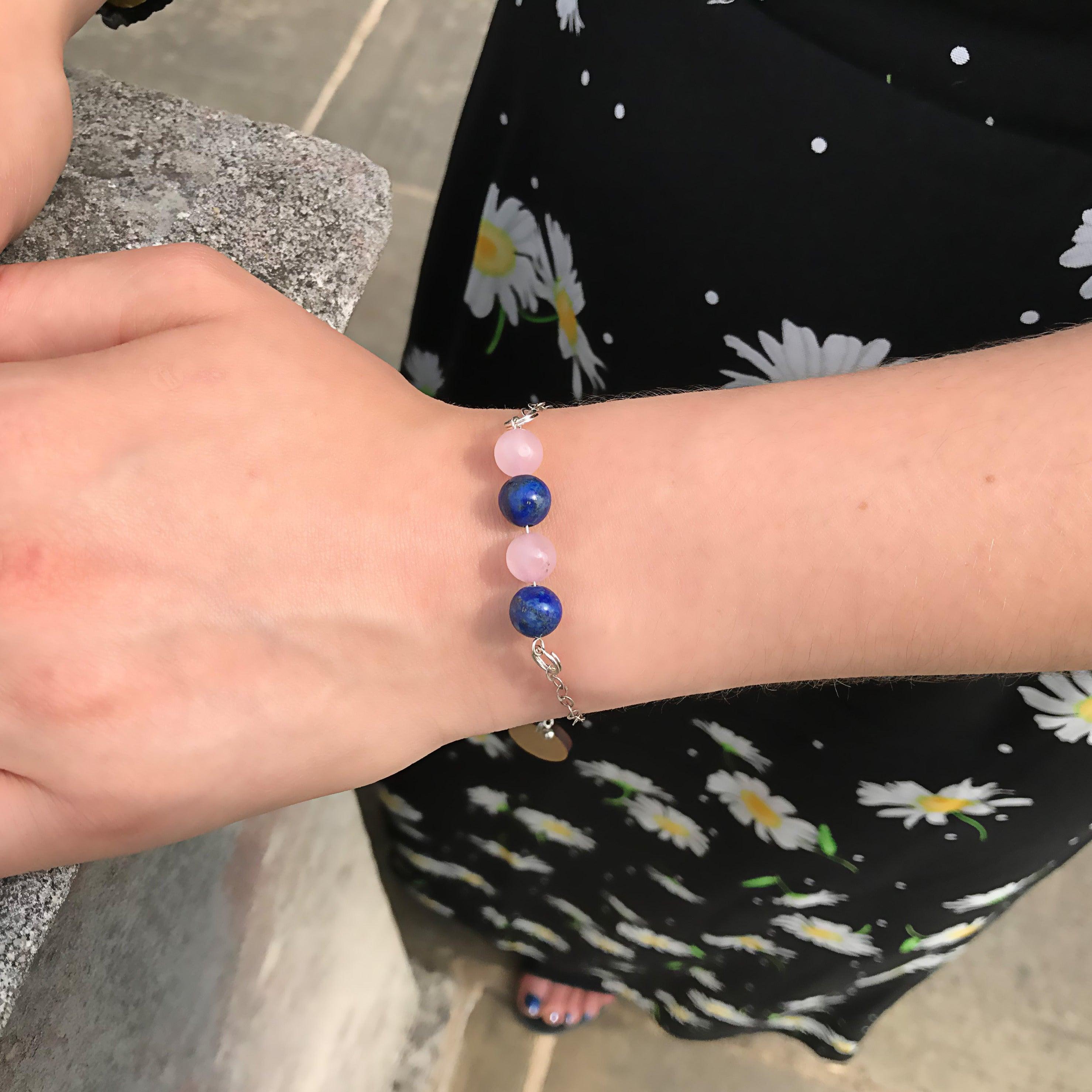 Bracciale di quarzo rosa e lapislazzuli, Bracciale dell'amicizia  da nlanlaVictory in vendita 1