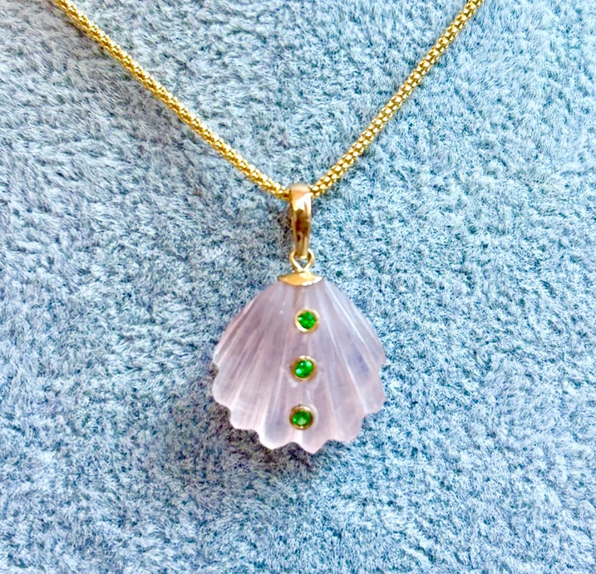 Collier en or 14k avec quartz rose, diamant et saphir rose en vente 1