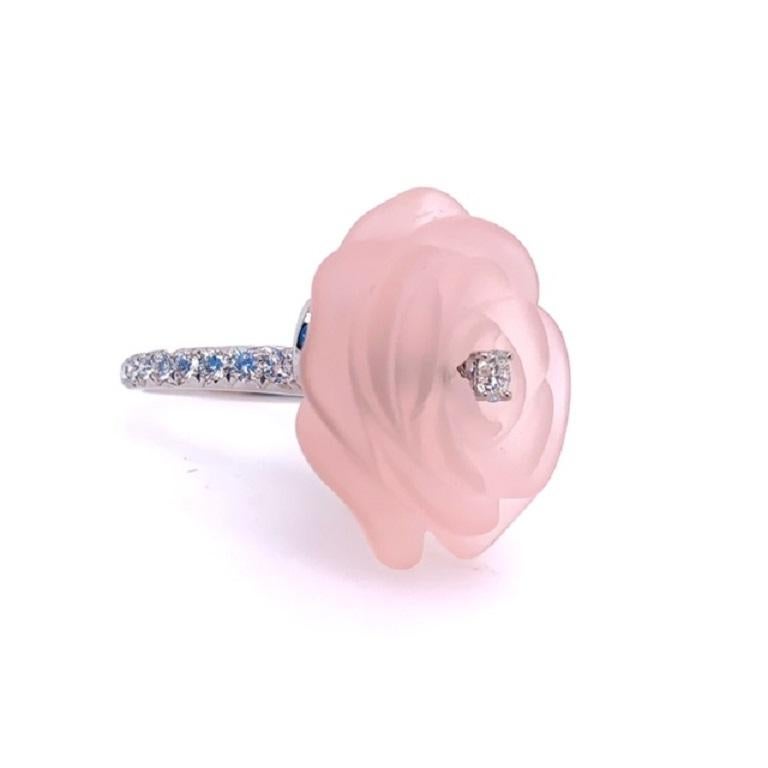 Rose Quartz and Diamond Ring In Excellent Condition For Sale In New York, NY