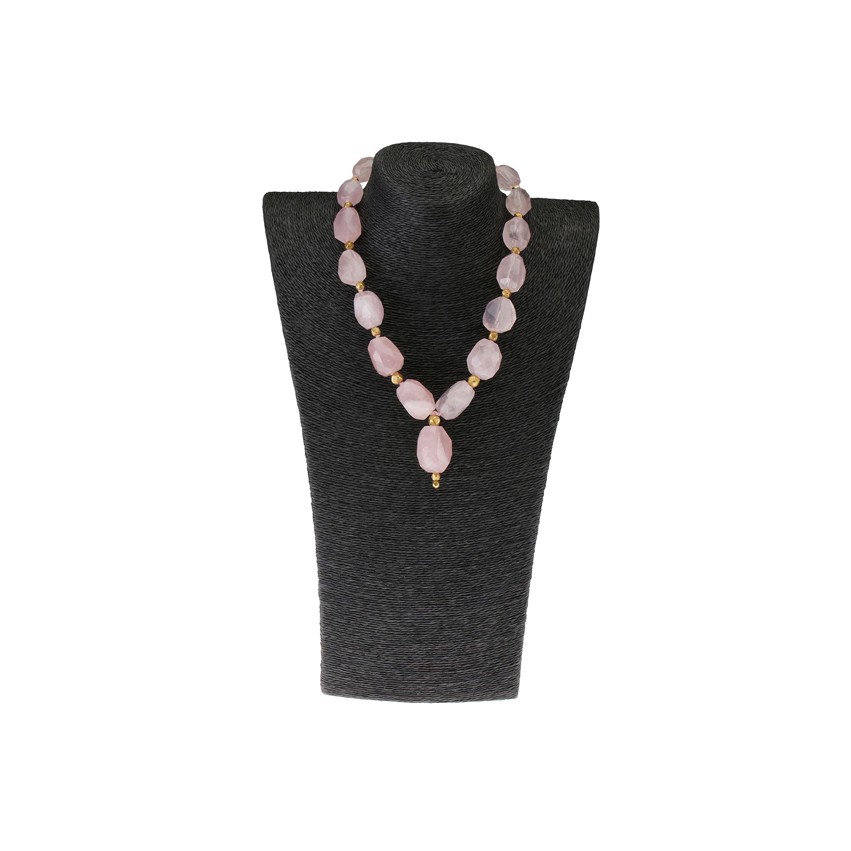 Amazing rose quartz and Indian Gold beads necklace 18k gold gr. 6,90.
All Giulia Colussi jewelry is new and has never been previously owned or worn. Each item will arrive at your door beautifully gift wrapped in our boxes, put inside an elegant