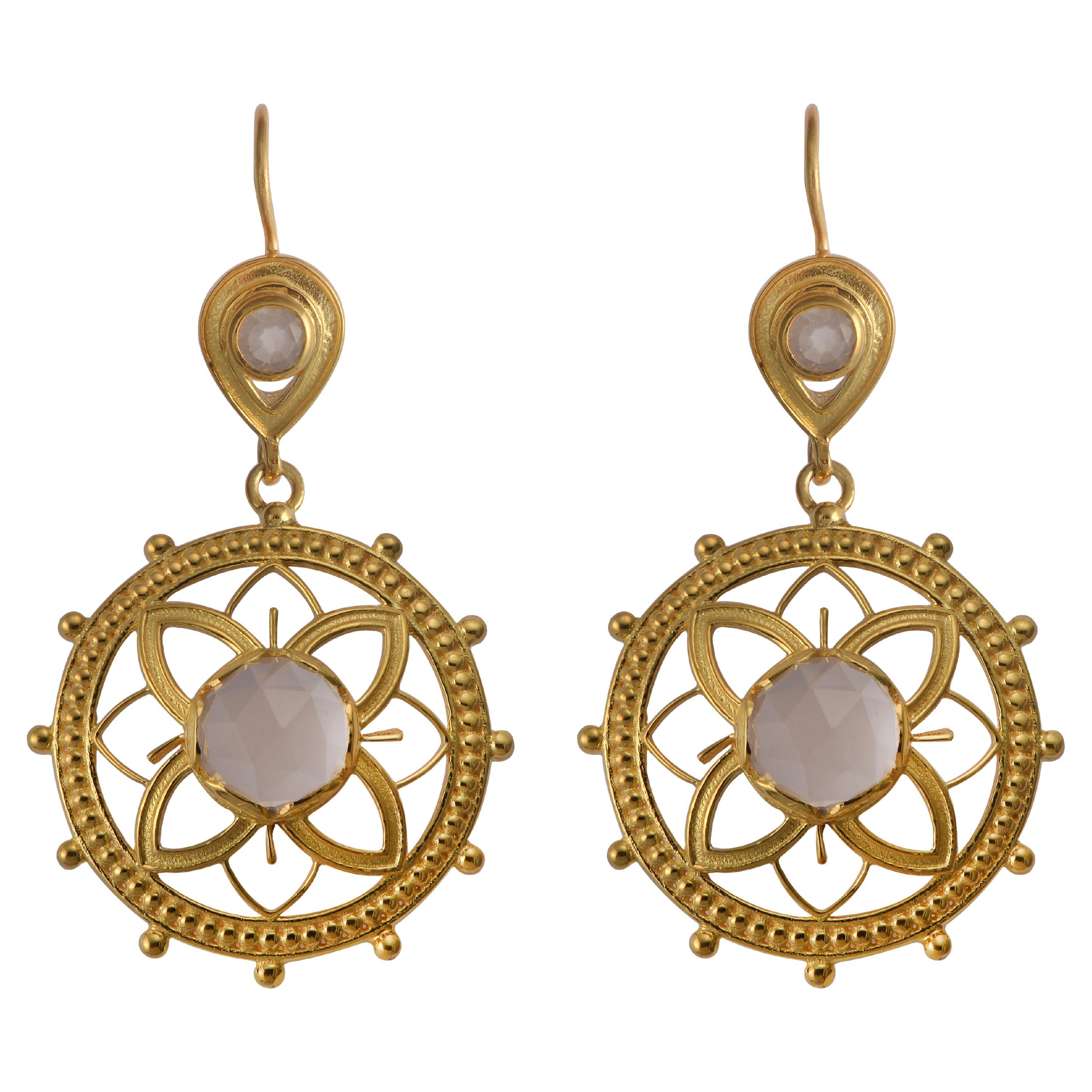 Boucles d'oreilles pendantes en plaques d'or en quartz rose en vente