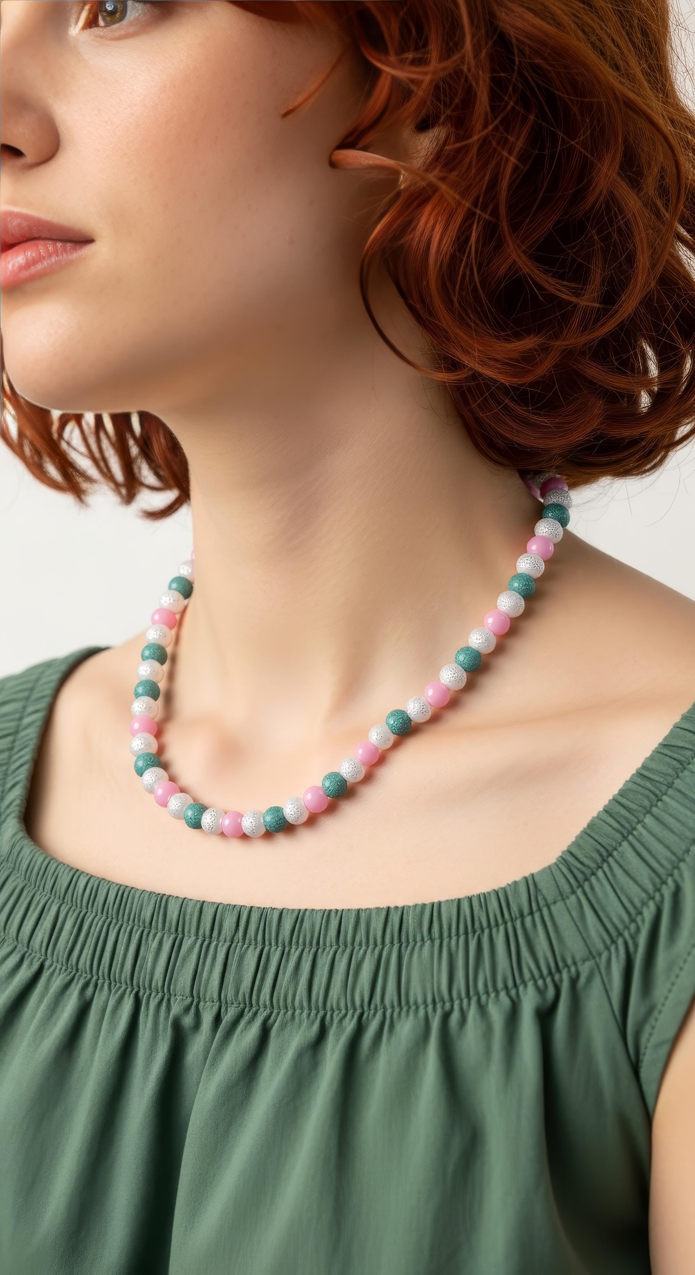 De las mujeres Collar de Cuentas de Cuarzo Rosa, Howlita y Amazonita con Cierre de Oro de 14k en venta