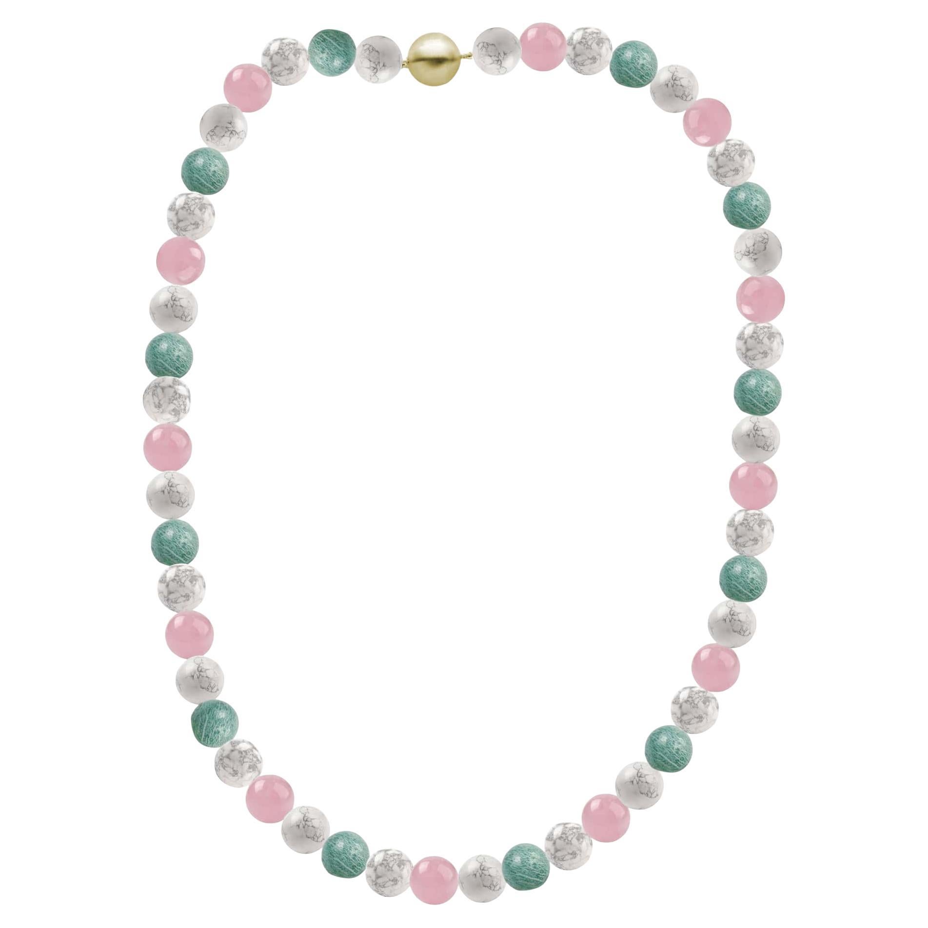 Collar de Cuentas de Cuarzo Rosa, Howlita y Amazonita con Cierre de Oro de 14k en venta