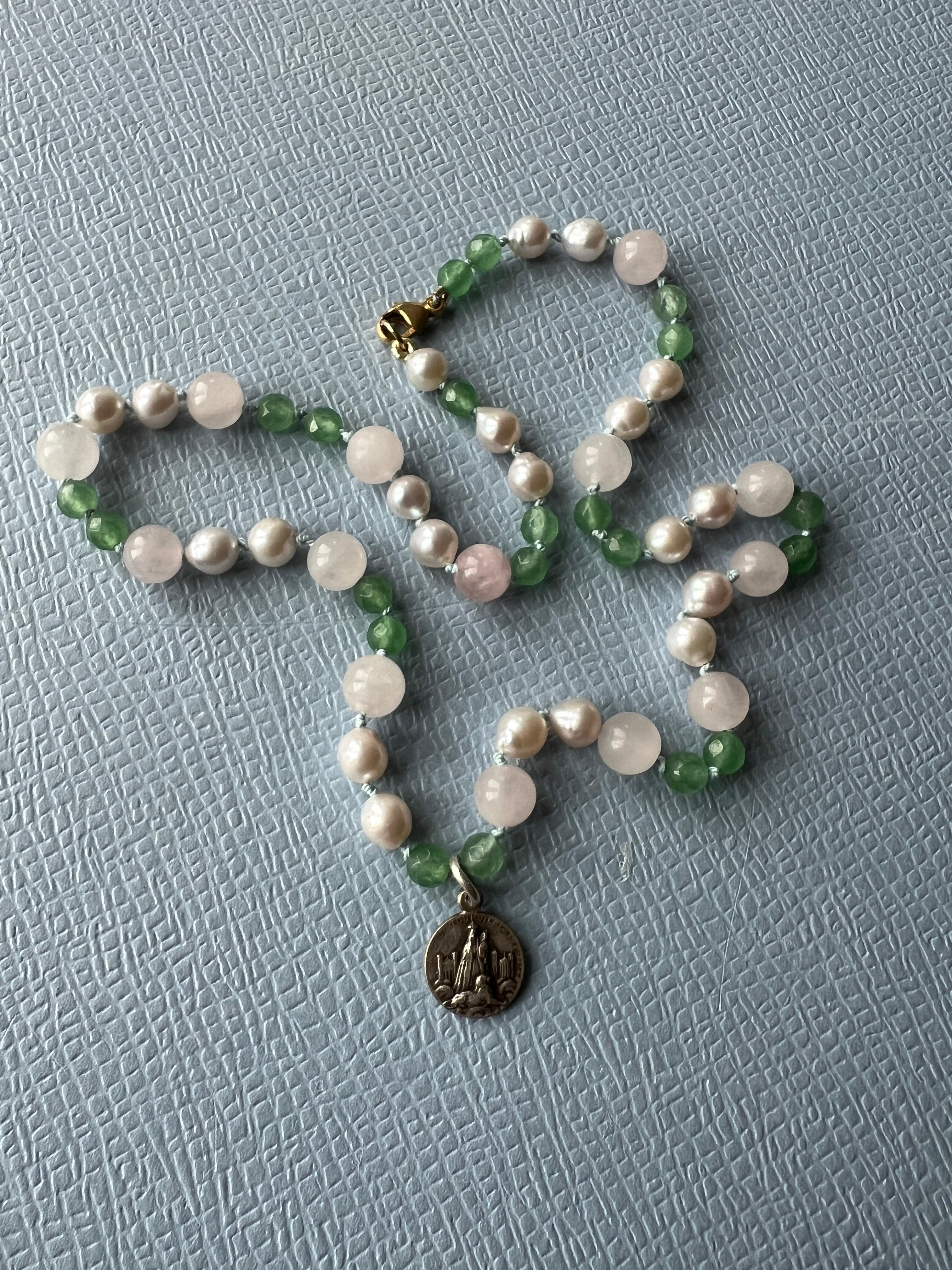 Rose Quartz Pearl Chrysoprase Bead Necklace Vintage Medal J Dauphin For Sale 1