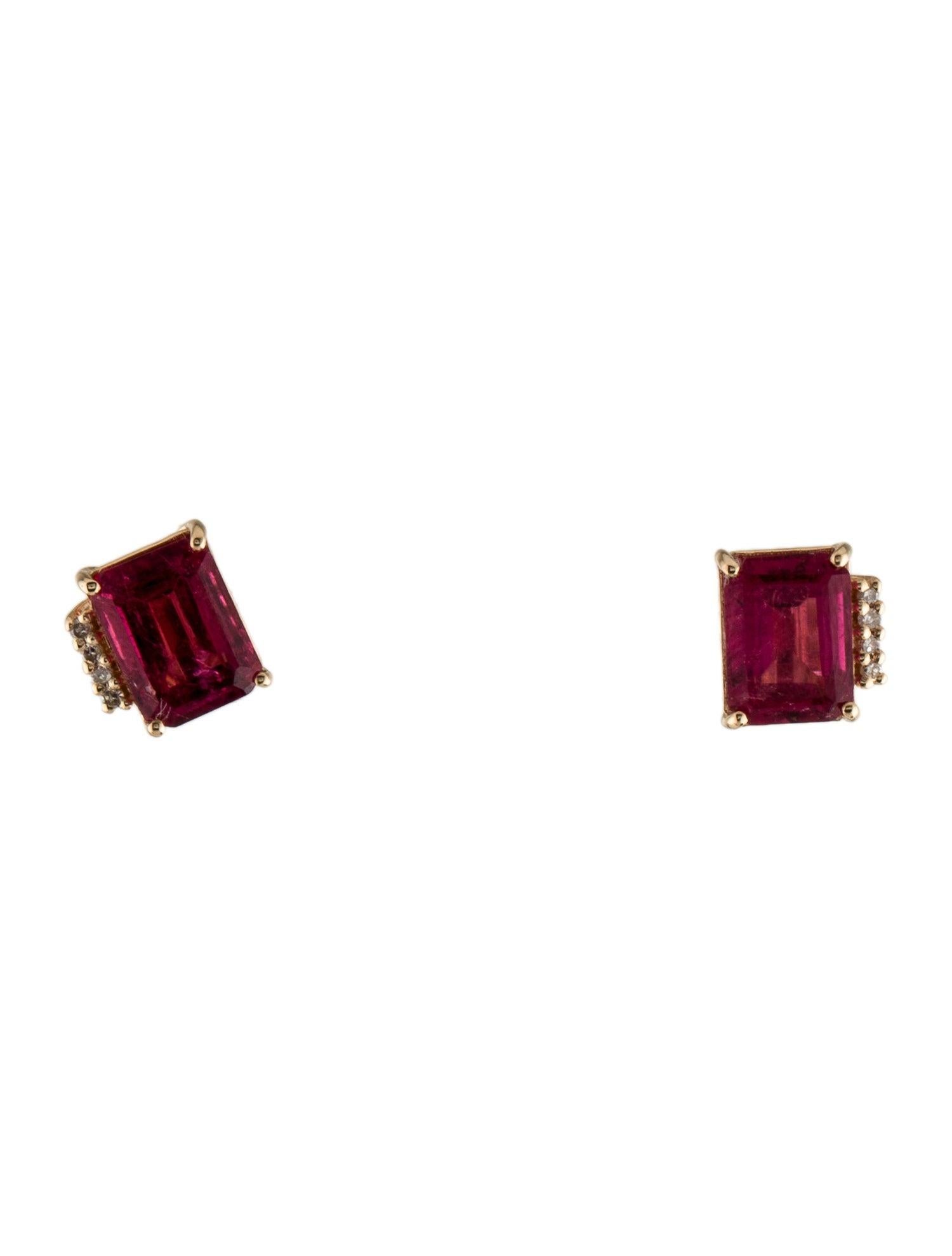Luxury 14K Tourmaline & Diamond Stud Earrings - Exquisite Gemstone Jewelry In New Condition For Sale In Holtsville, NY