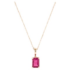 Elegant 14K Tourmaline Pendant Necklace - Exquisite Gemstone Statement Piece