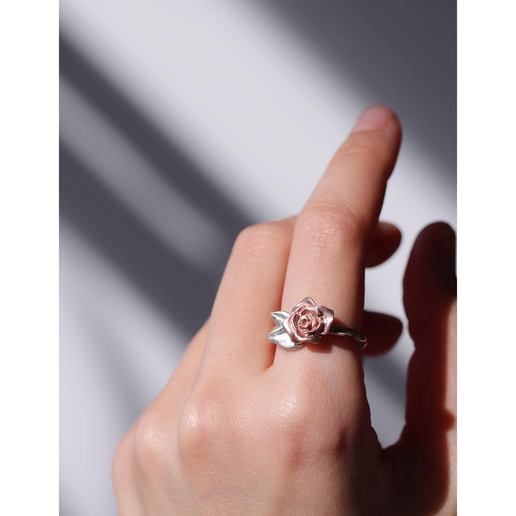 For Sale:  Rose Ring/ 9CT Gold 'Rose Gold, White Gold and Yellow Gold' 4
