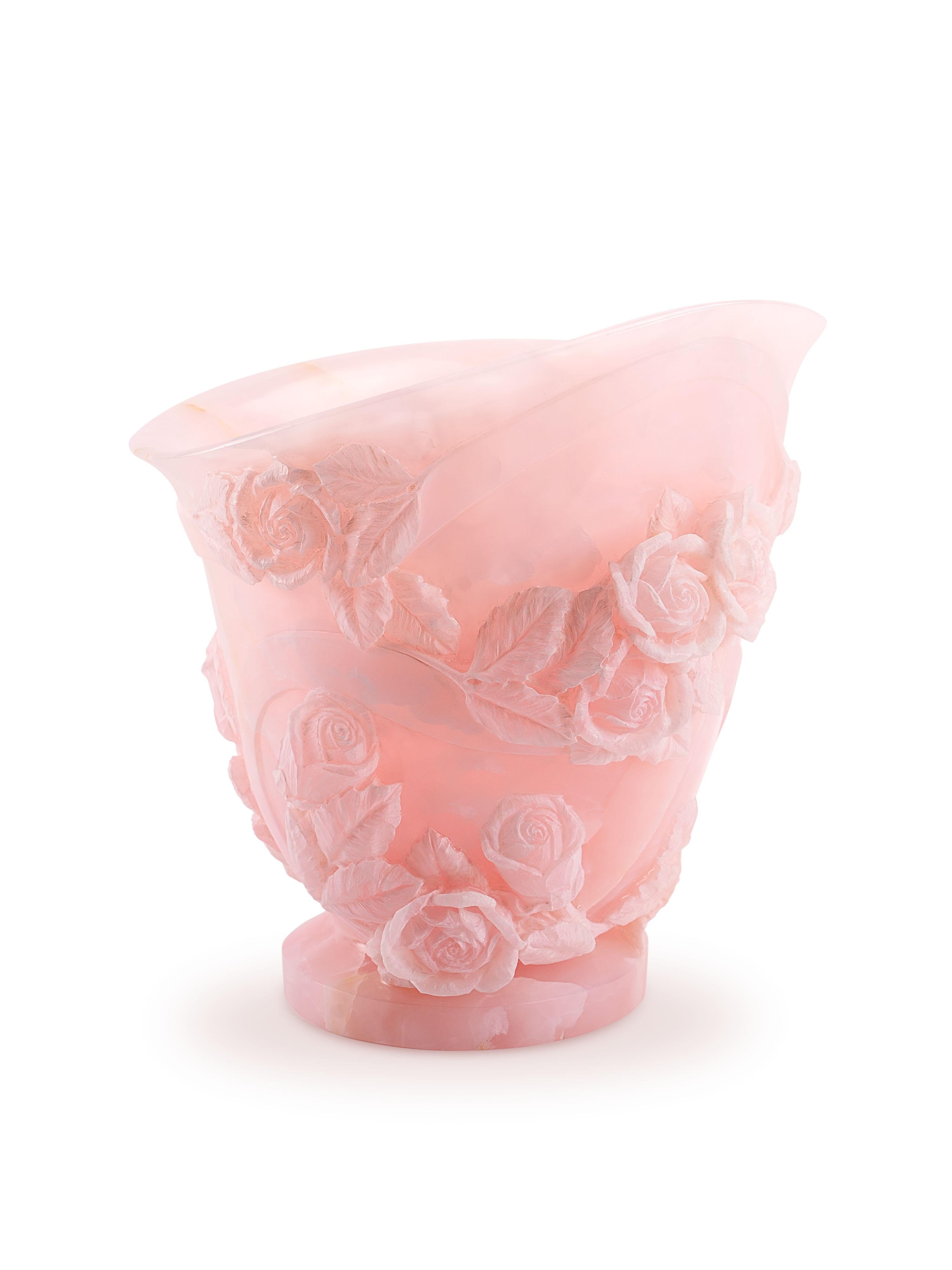 Rose Sculpture Vase 13 Roses Hand Carved Italy Pink Onyx Block Limited Edition In New Condition For Sale In Ancona, Marche